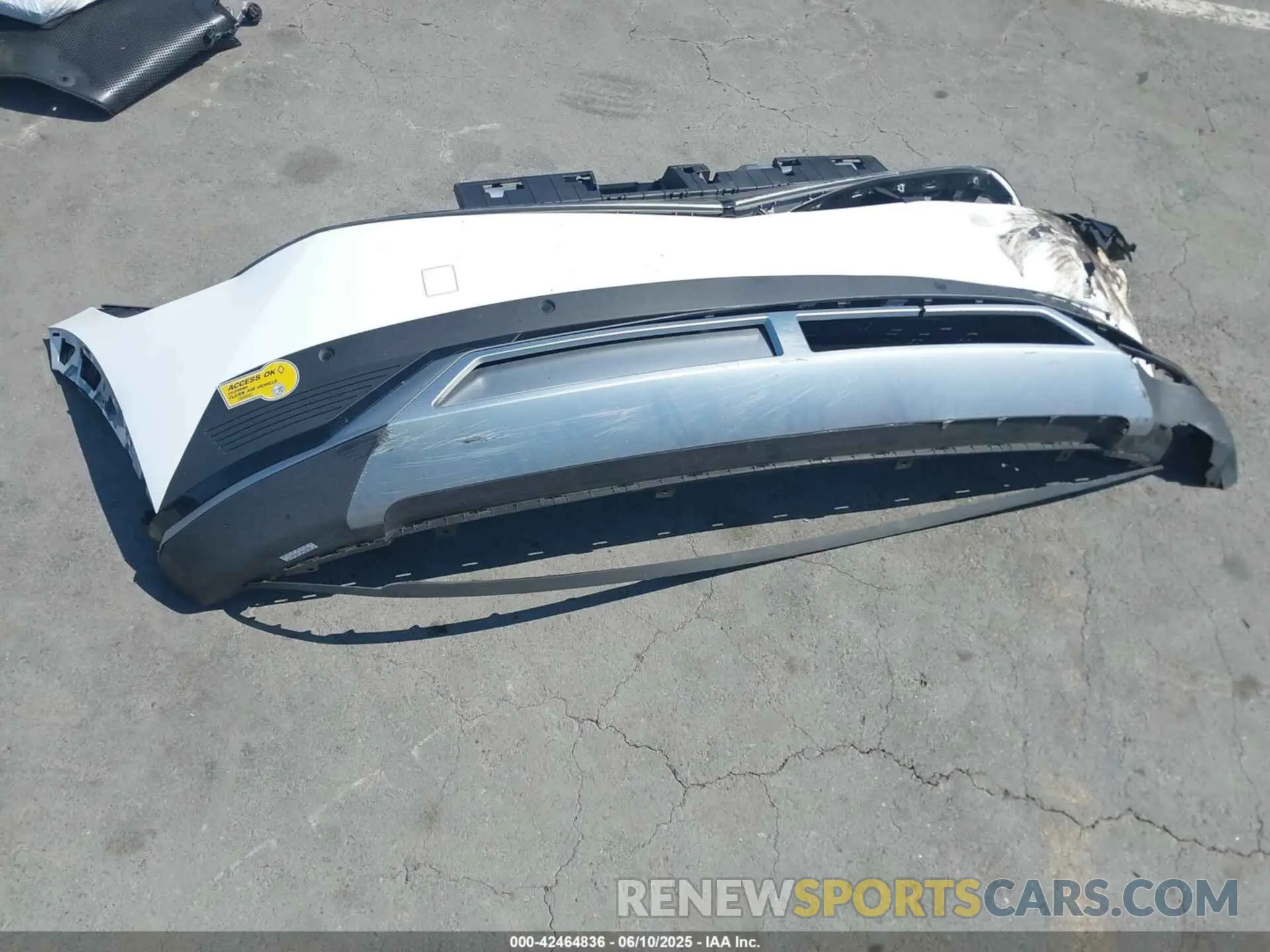 12 Photograph of a damaged car KM8KNDAF1NU103945 HYUNDAI IONIQ 5 2022