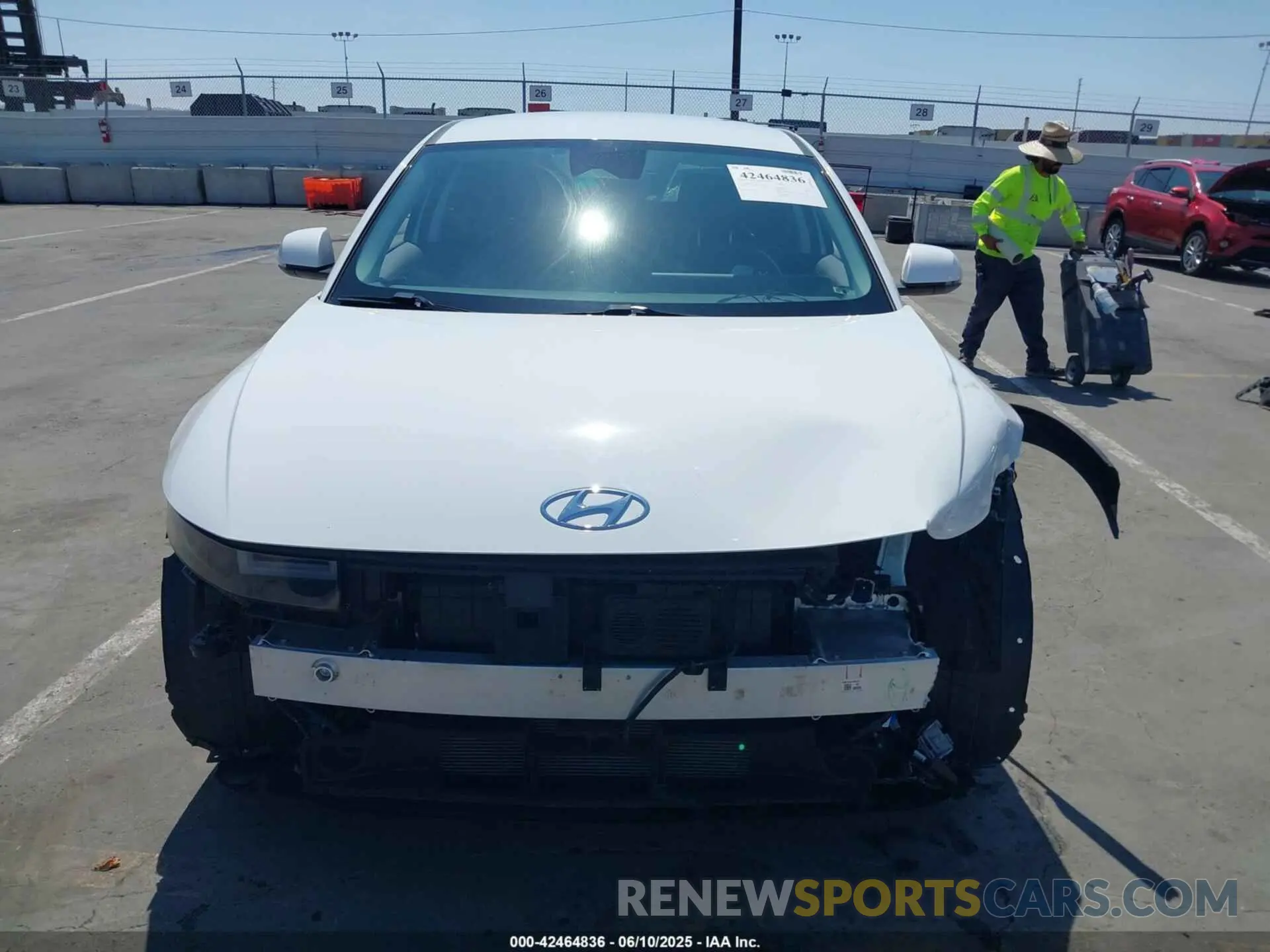 13 Photograph of a damaged car KM8KNDAF1NU103945 HYUNDAI IONIQ 5 2022