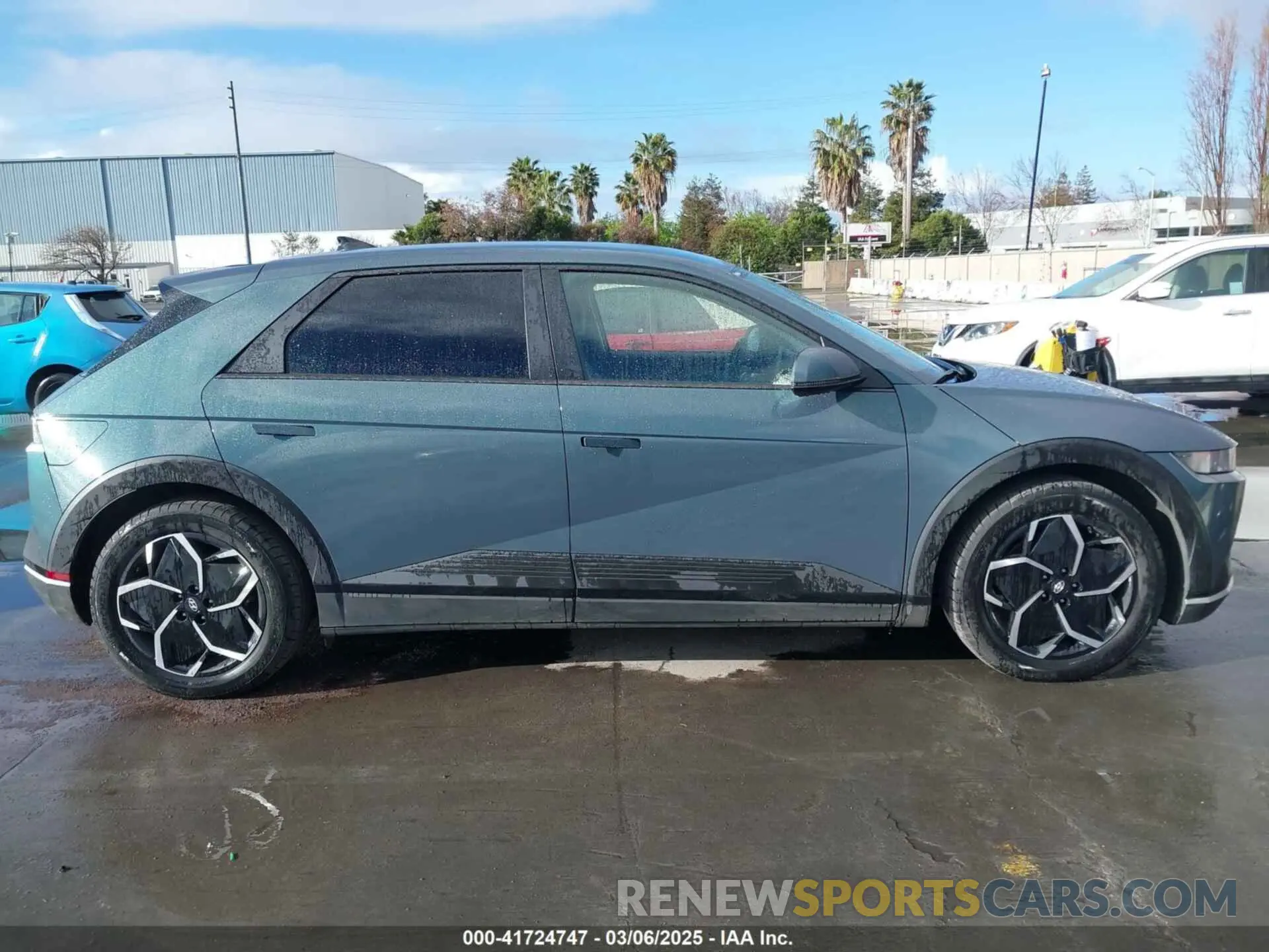 14 Photograph of a damaged car KM8KNDAF5NU108226 HYUNDAI IONIQ 5 2022