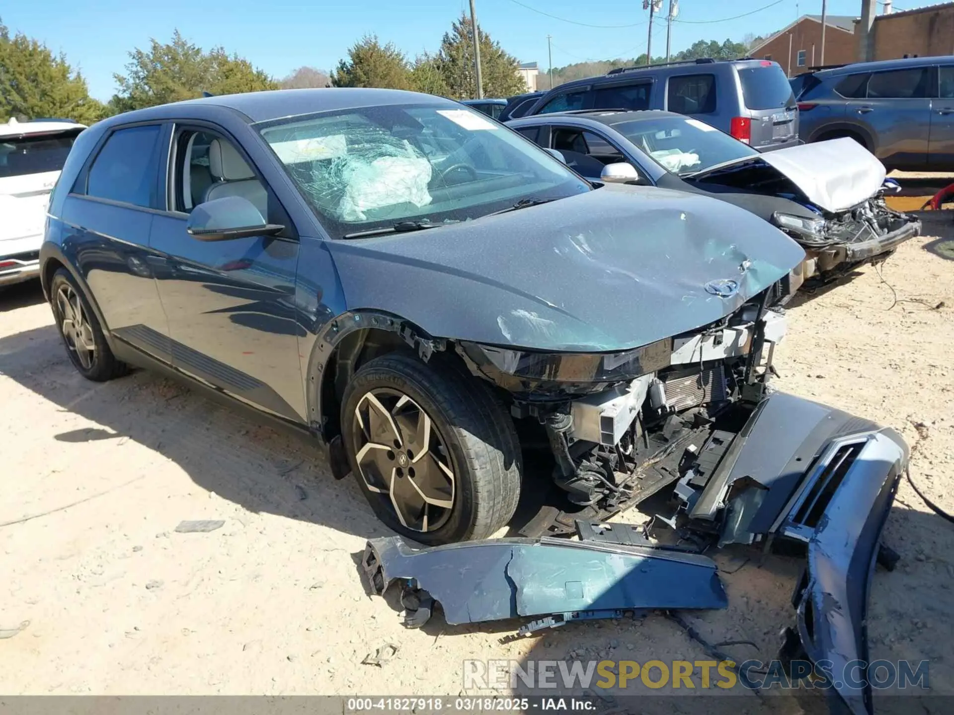 1 Photograph of a damaged car KM8KNDAF8NU102355 HYUNDAI IONIQ 5 2022