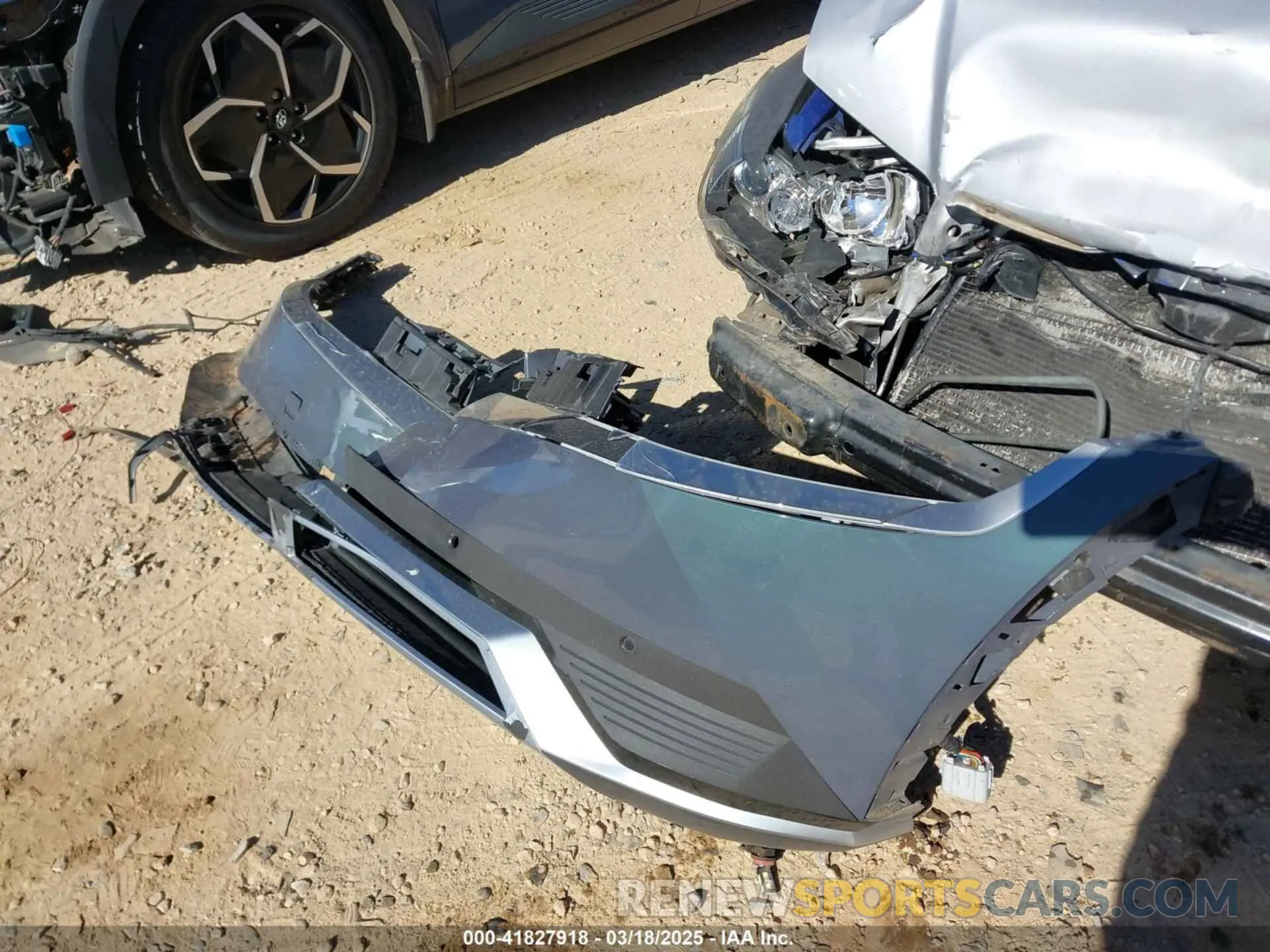 11 Photograph of a damaged car KM8KNDAF8NU102355 HYUNDAI IONIQ 5 2022