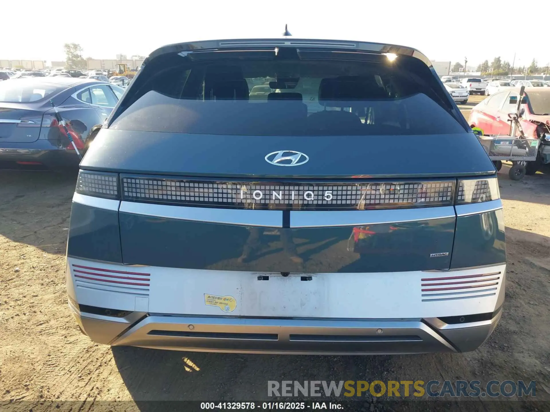 17 Photograph of a damaged car KM8KRDAF3NU103837 HYUNDAI IONIQ 5 2022
