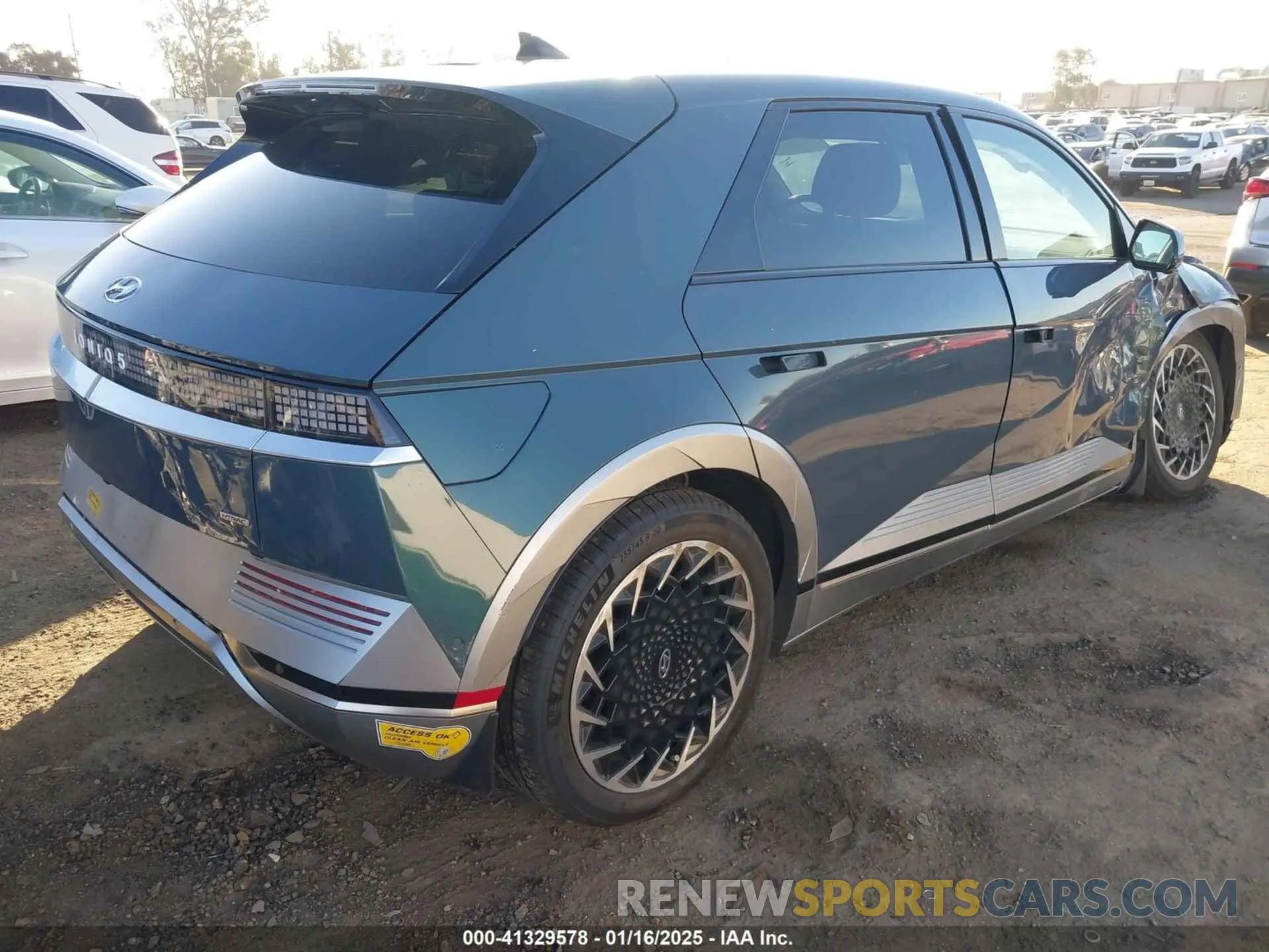 4 Photograph of a damaged car KM8KRDAF3NU103837 HYUNDAI IONIQ 5 2022