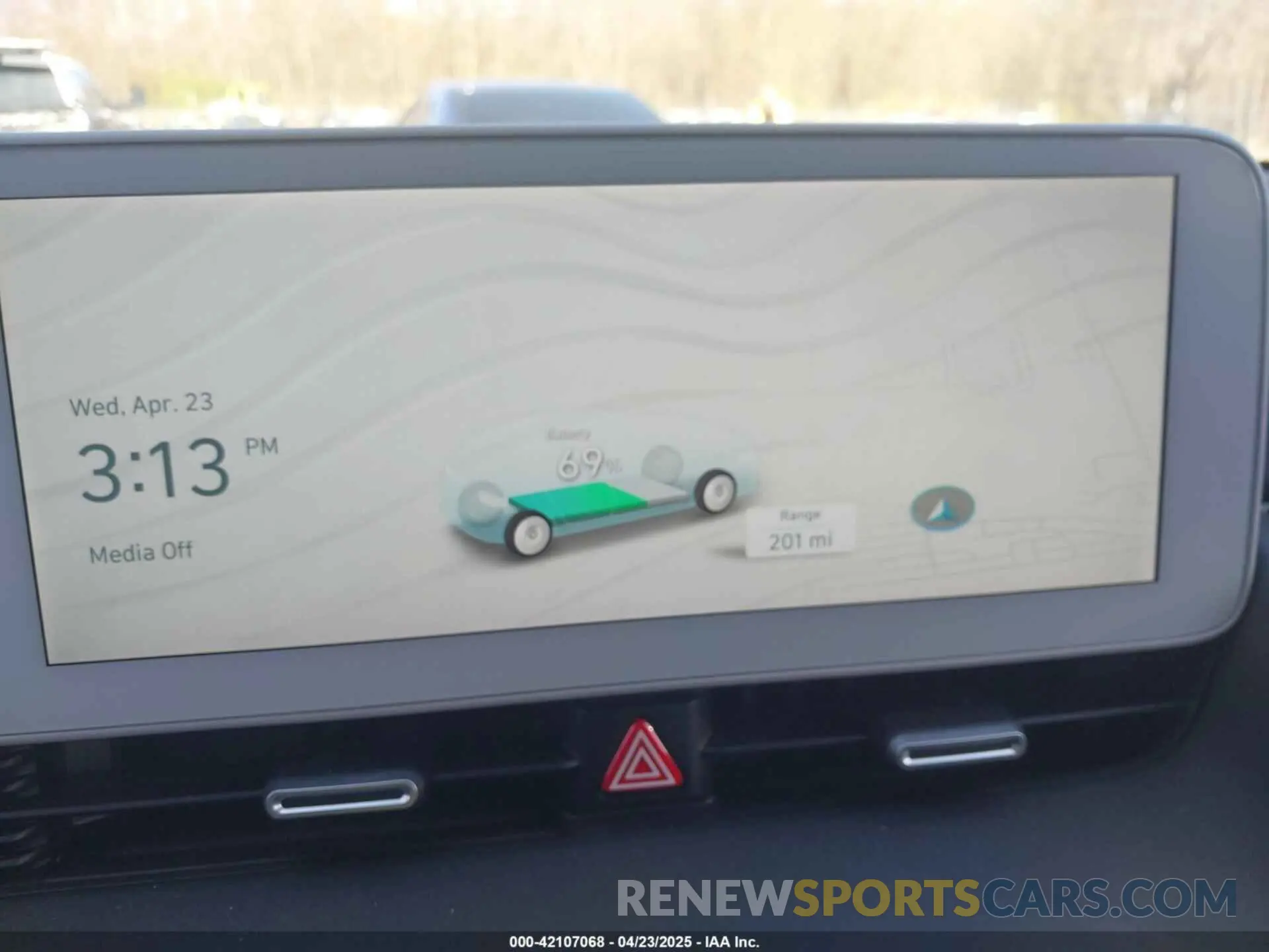 19 Photograph of a damaged car KM8KRDAF4NU068032 HYUNDAI IONIQ 5 2022