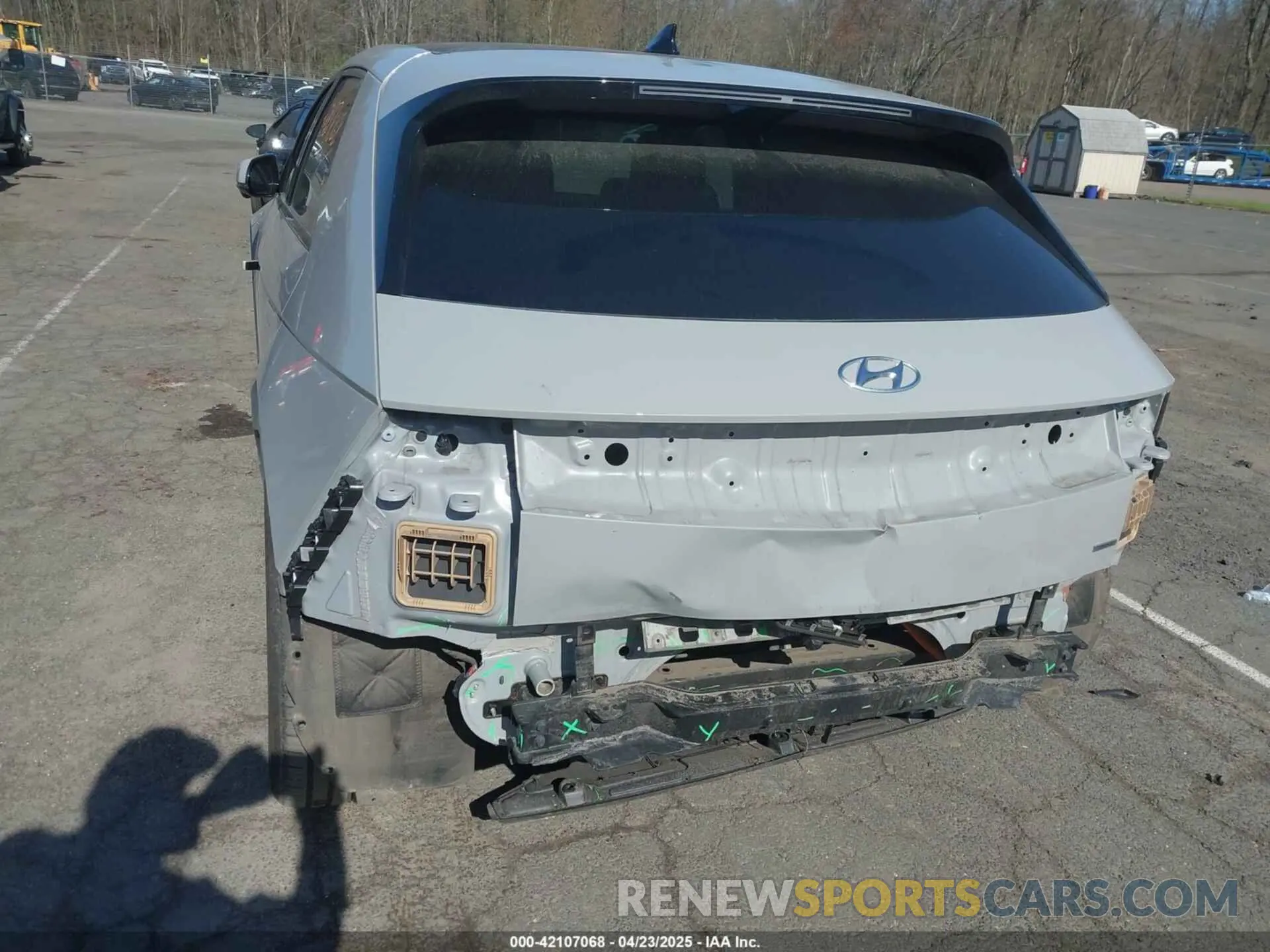 6 Photograph of a damaged car KM8KRDAF4NU068032 HYUNDAI IONIQ 5 2022