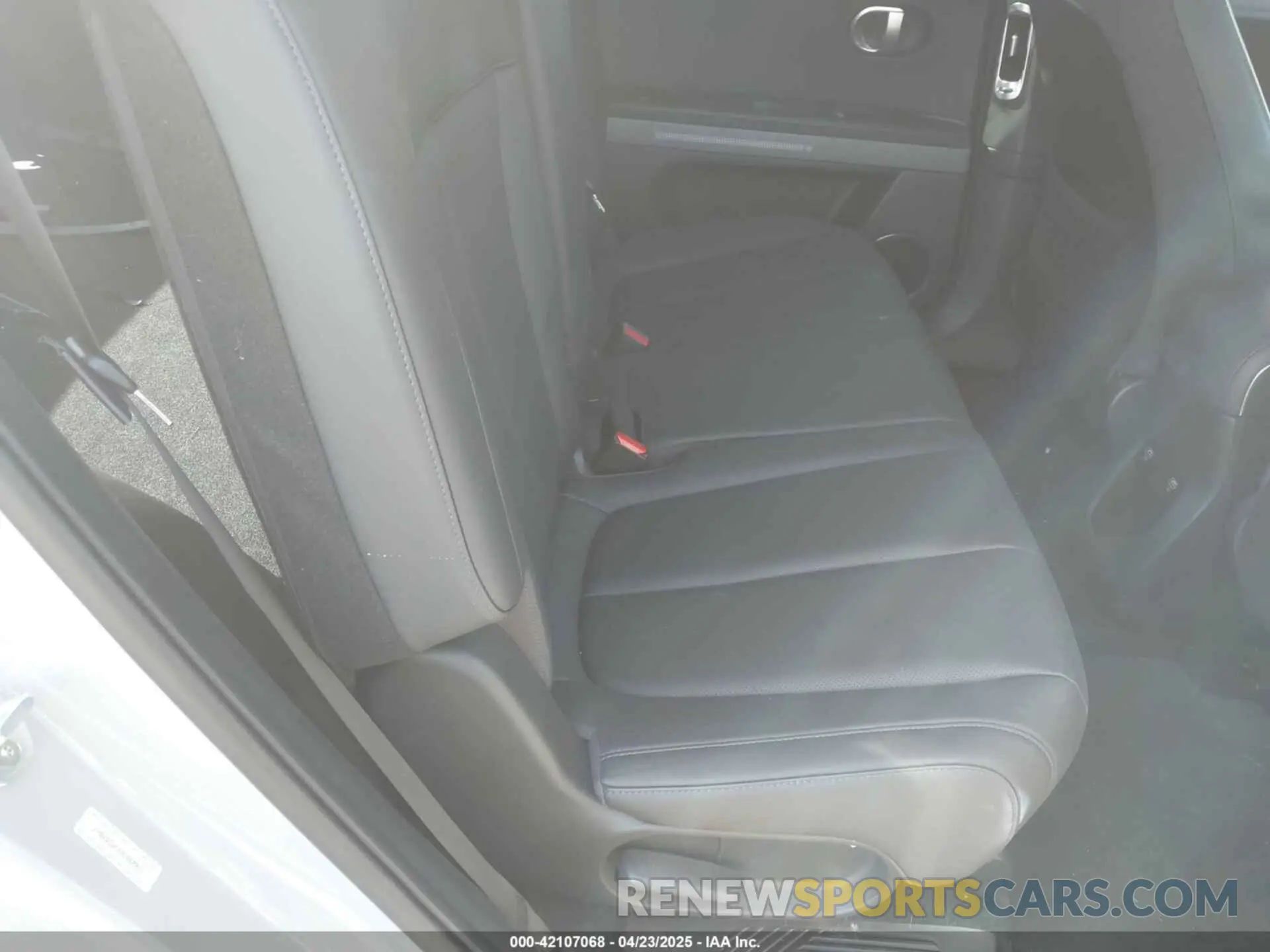 8 Photograph of a damaged car KM8KRDAF4NU068032 HYUNDAI IONIQ 5 2022