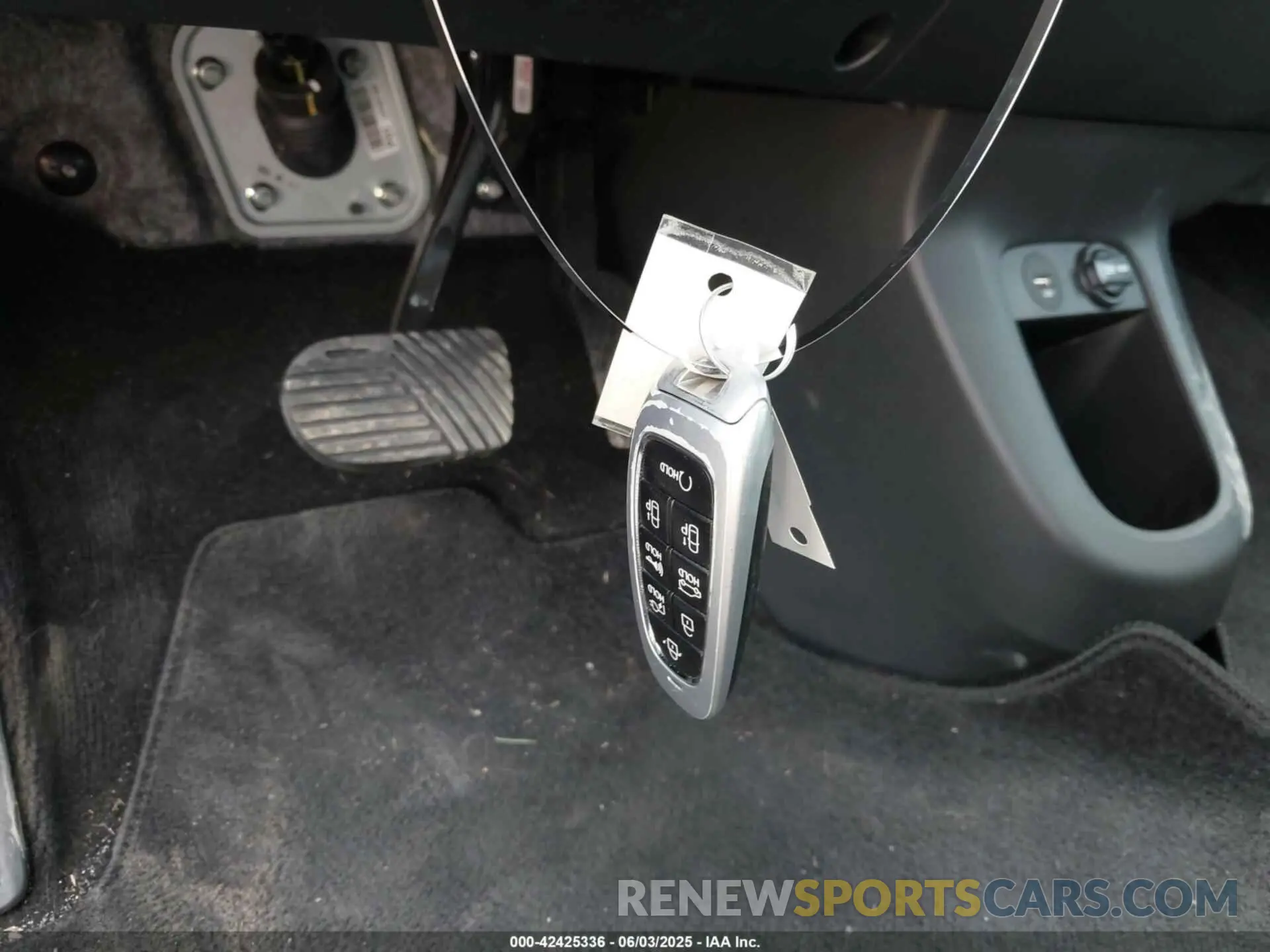 11 Photograph of a damaged car KM8KRDAF8NU118480 HYUNDAI IONIQ 5 2022