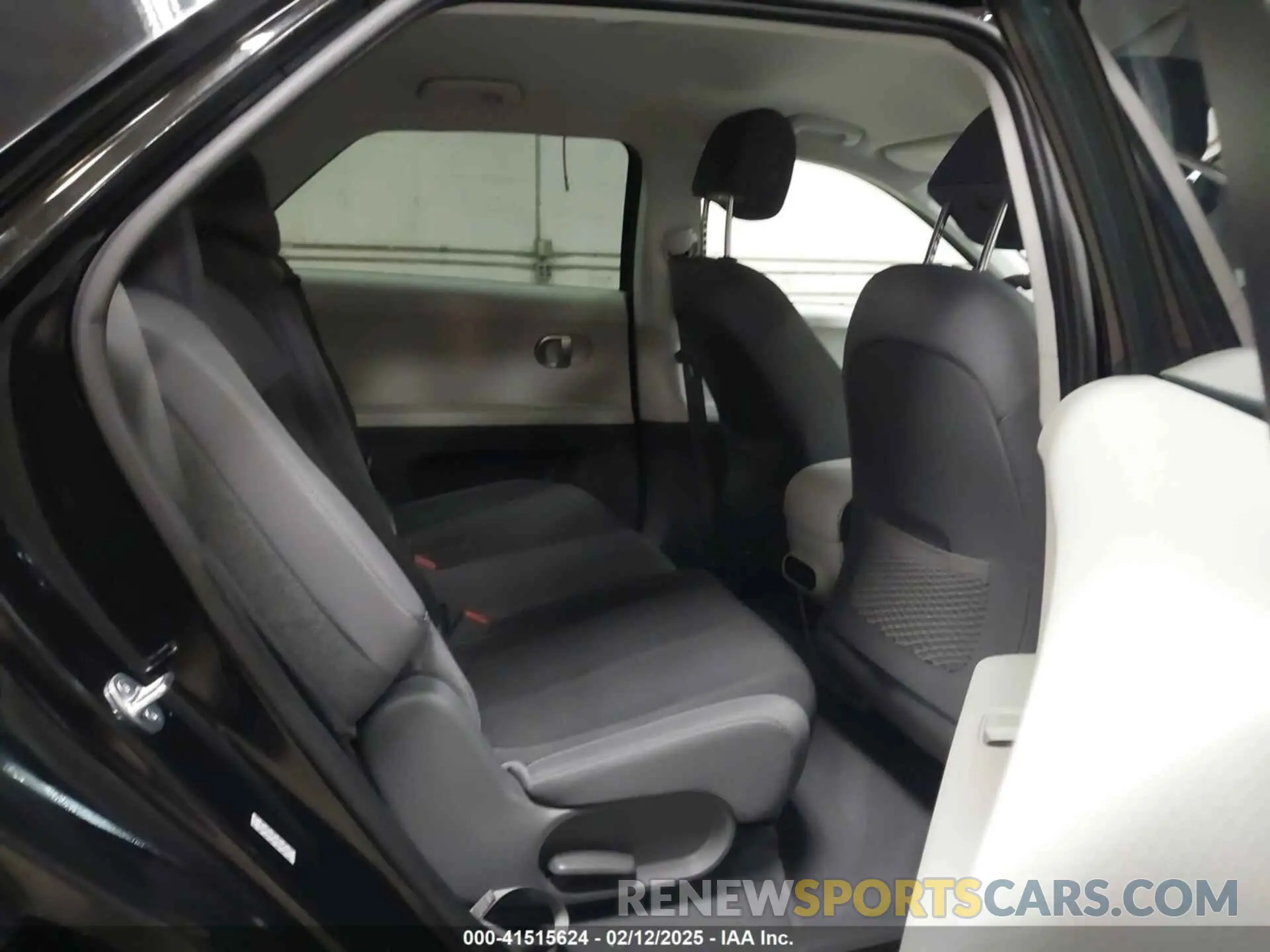 8 Photograph of a damaged car KM8KMDAF2PU228135 HYUNDAI IONIQ 5 2023