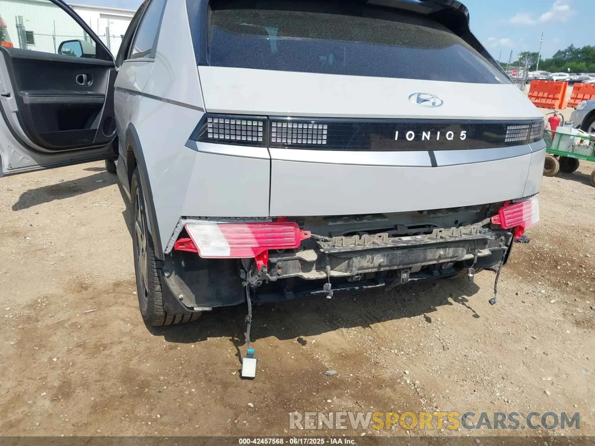 19 Photograph of a damaged car KM8KN4AE5PU127224 HYUNDAI IONIQ 5 2023
