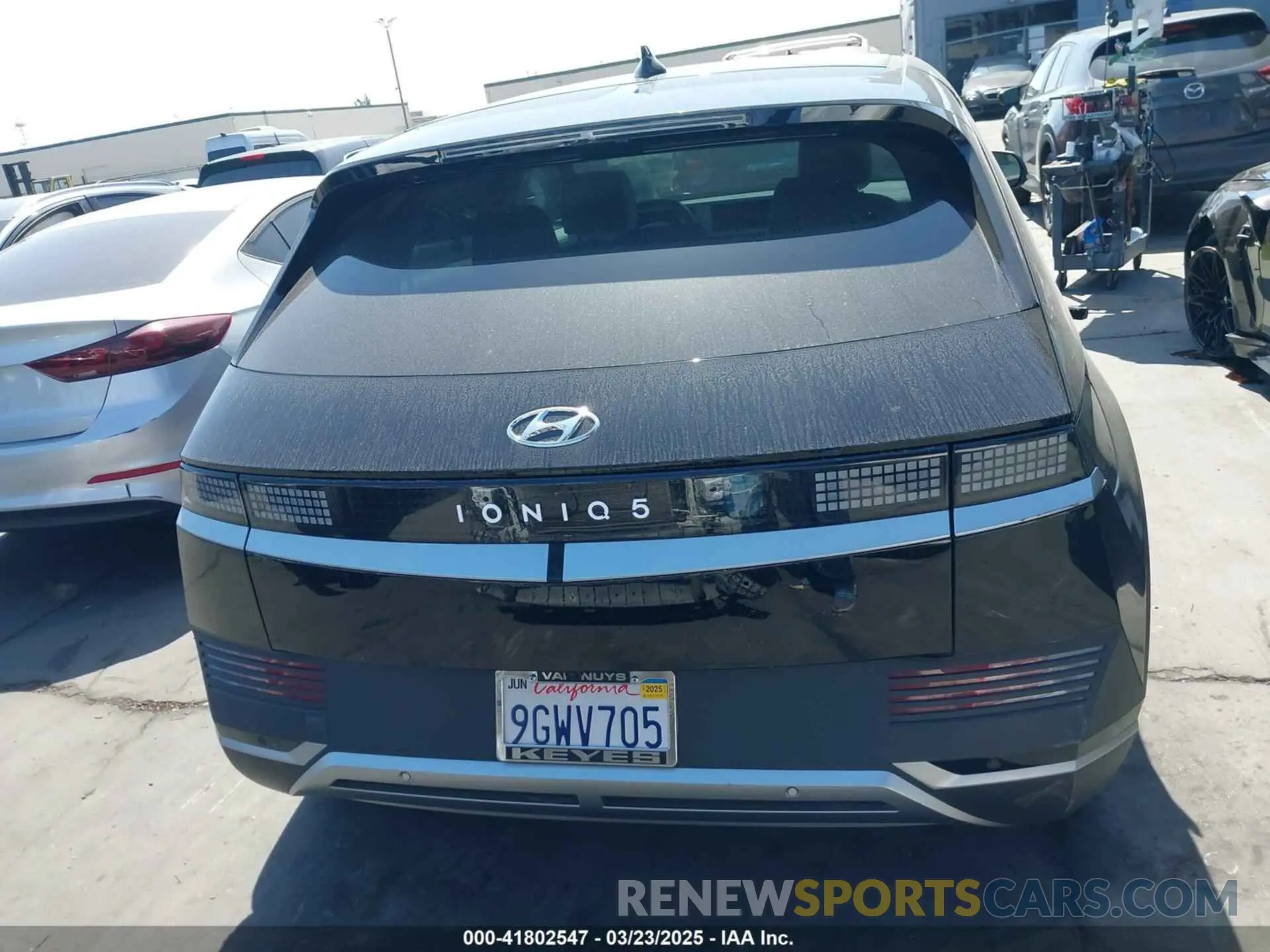 17 Photograph of a damaged car KM8KN4AE8PU166308 HYUNDAI IONIQ 5 2023