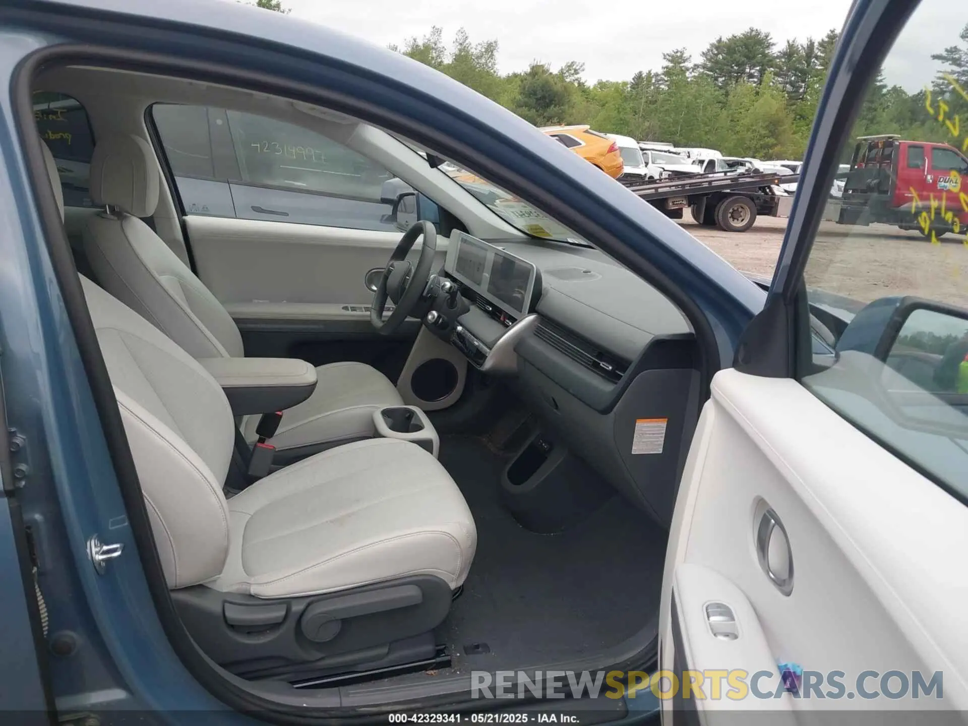 5 Photograph of a damaged car KM8KNDAF0PU186335 HYUNDAI IONIQ 5 2023