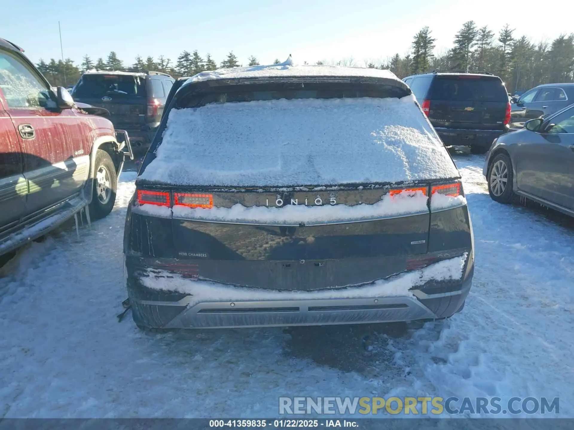 17 Photograph of a damaged car KM8KNDAF1PU160679 HYUNDAI IONIQ 5 2023