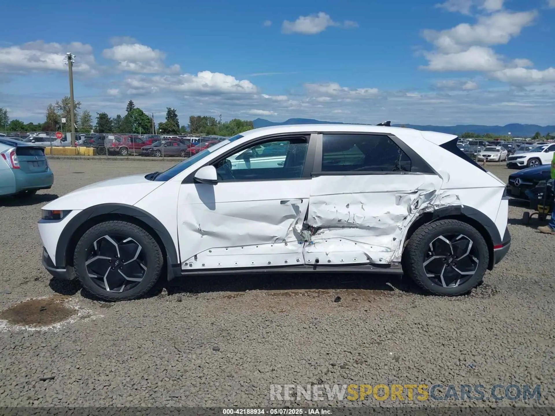 15 Photograph of a damaged car KM8KNDAF2PU147407 HYUNDAI IONIQ 5 2023