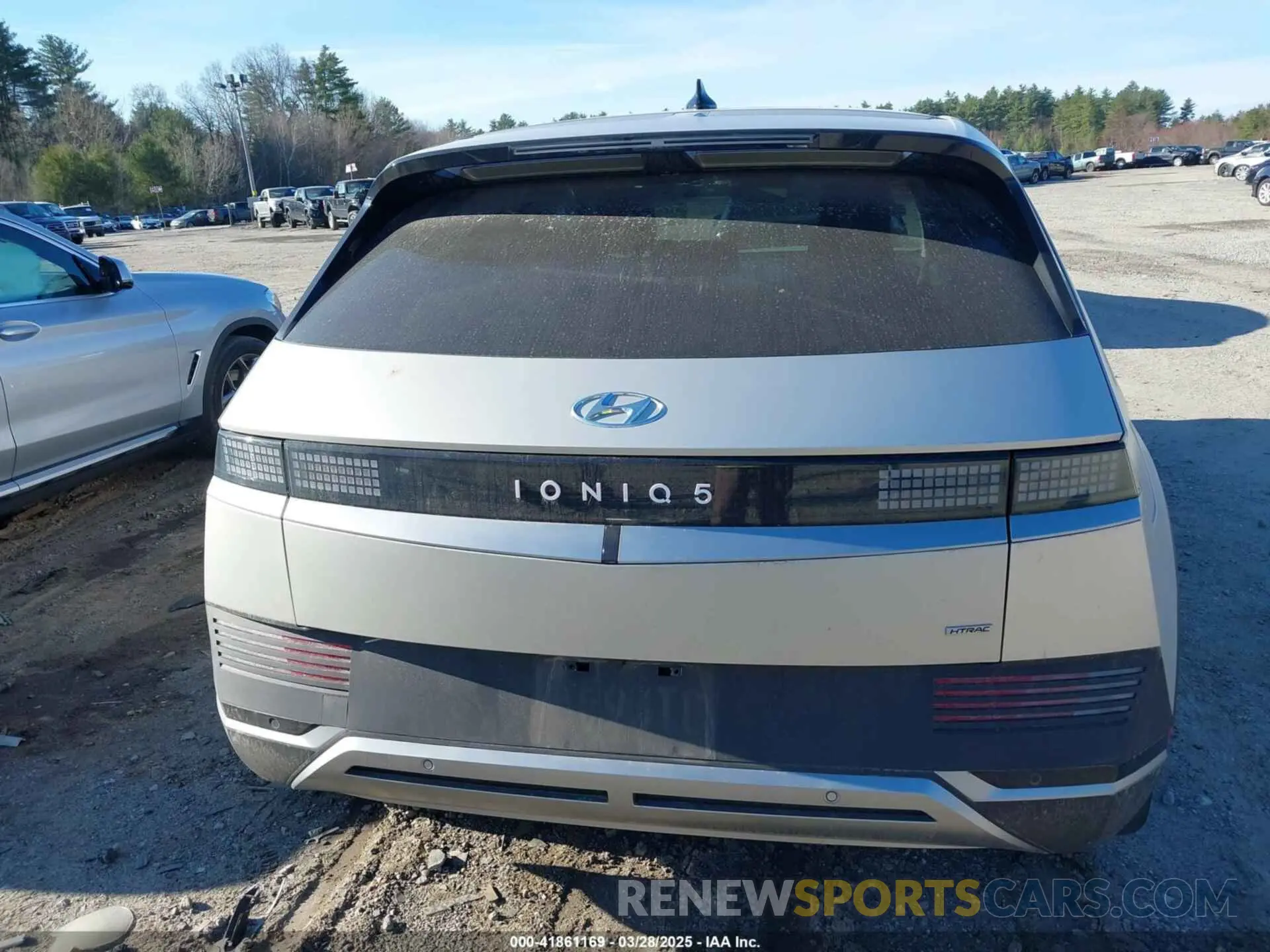 17 Photograph of a damaged car KM8KNDAF5PU208345 HYUNDAI IONIQ 5 2023