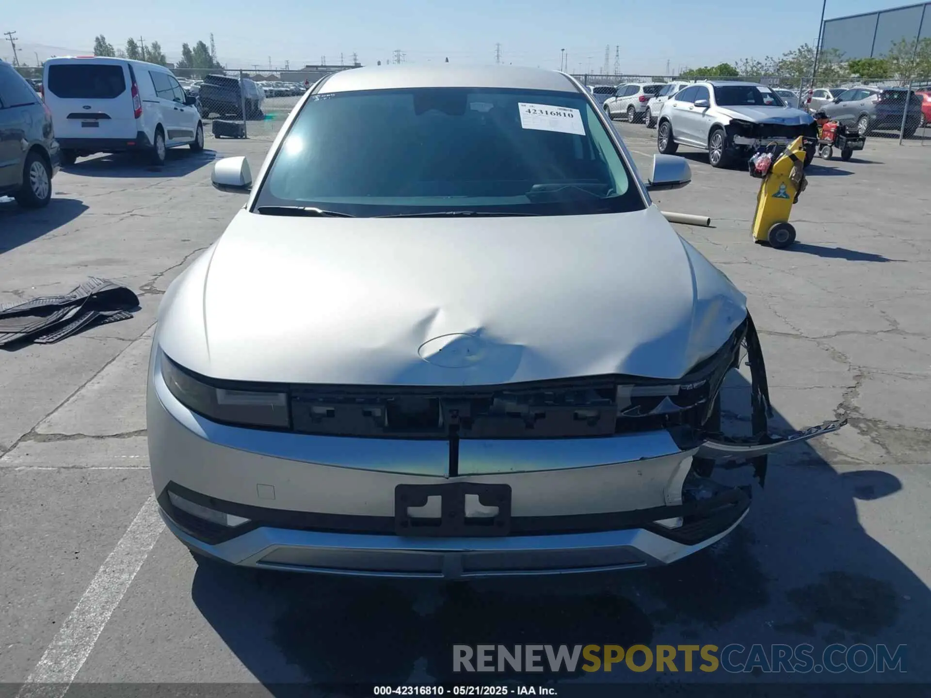 12 Photograph of a damaged car KM8KNDAF6PU198425 HYUNDAI IONIQ 5 2023