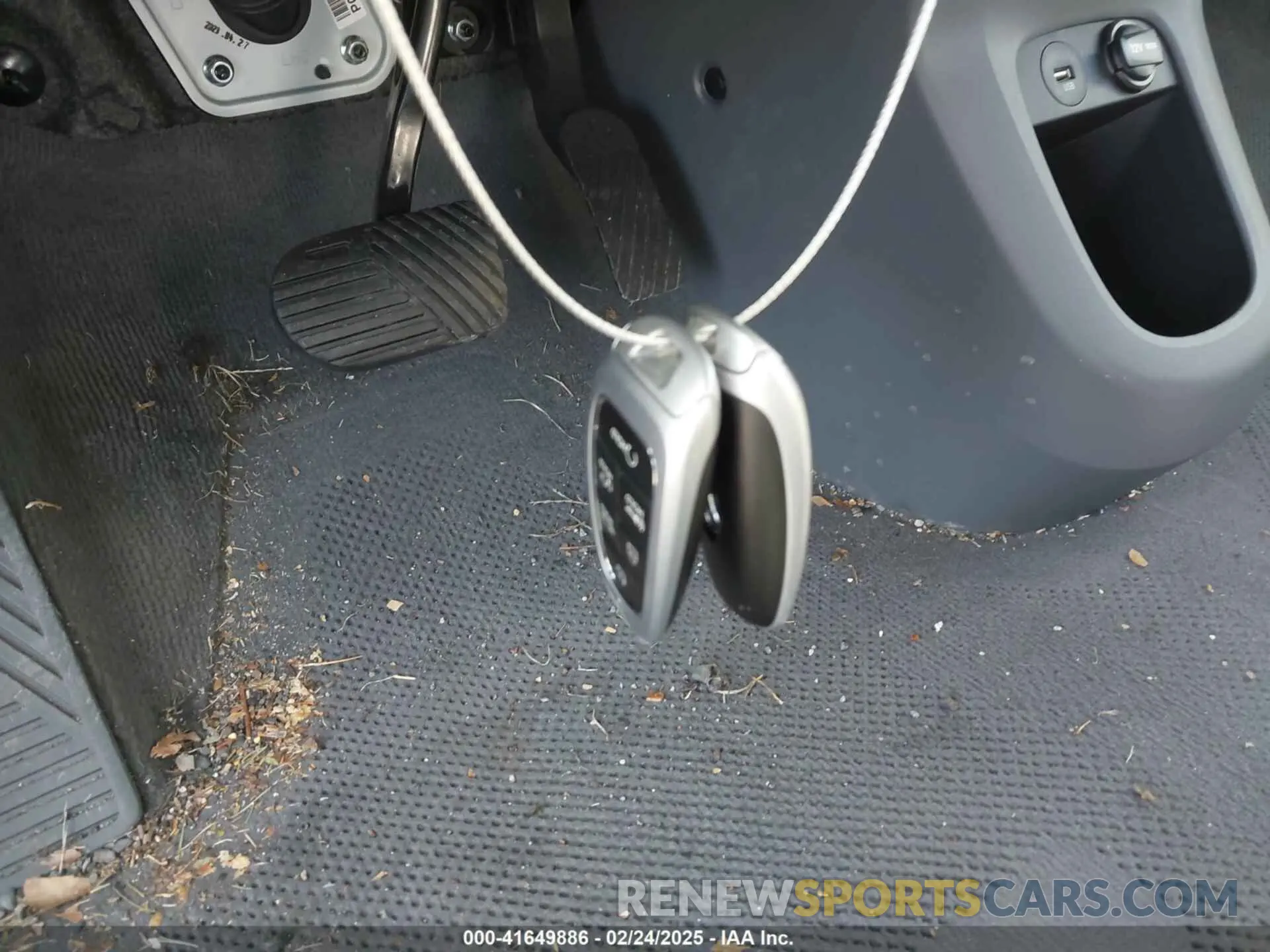 11 Photograph of a damaged car KM8KNDAF9PU207800 HYUNDAI IONIQ 5 2023