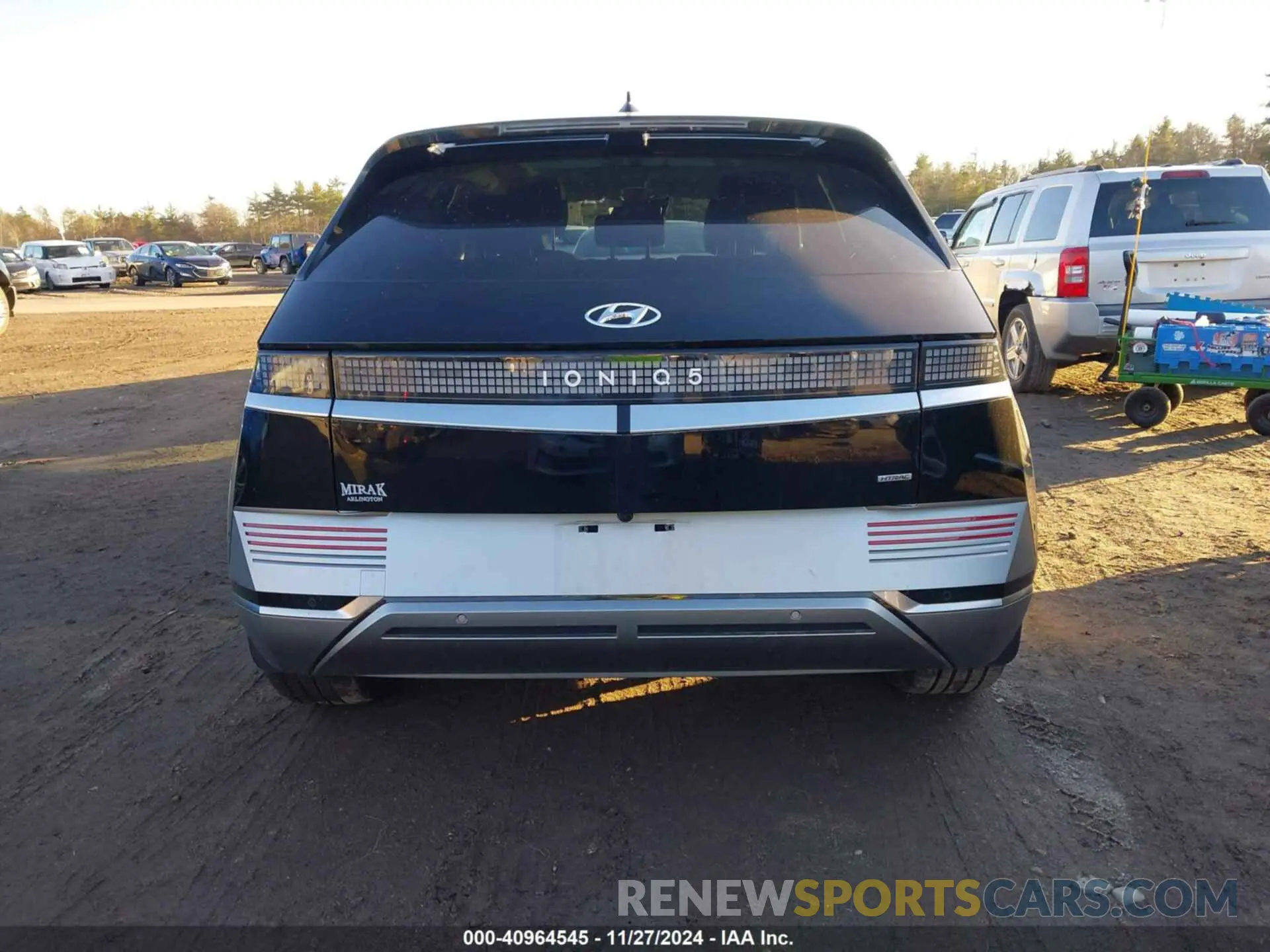 17 Photograph of a damaged car KM8KRDAF2PU176989 HYUNDAI IONIQ 5 2023