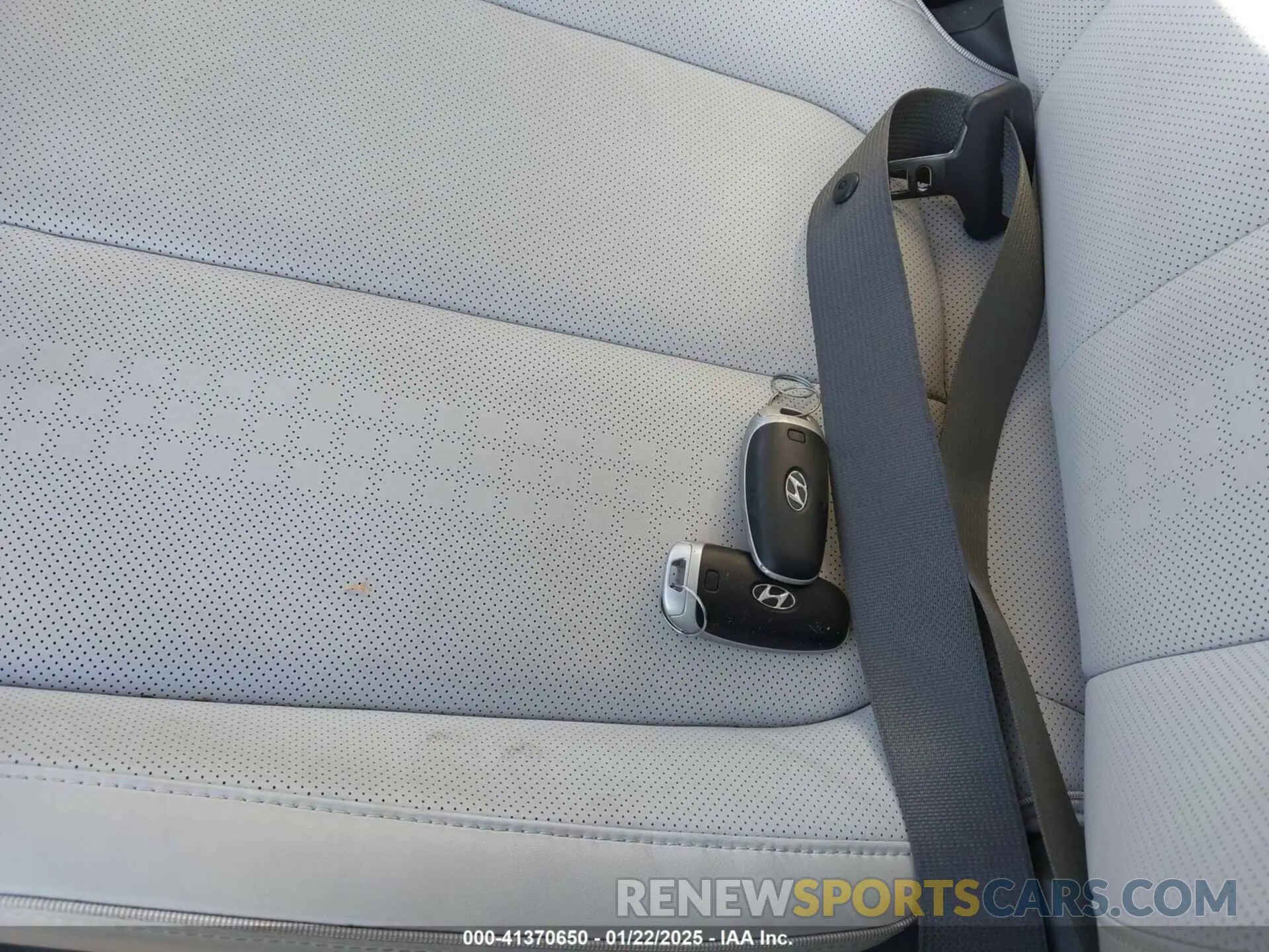 11 Photograph of a damaged car KM8KRDAF4PU228543 HYUNDAI IONIQ 5 2023