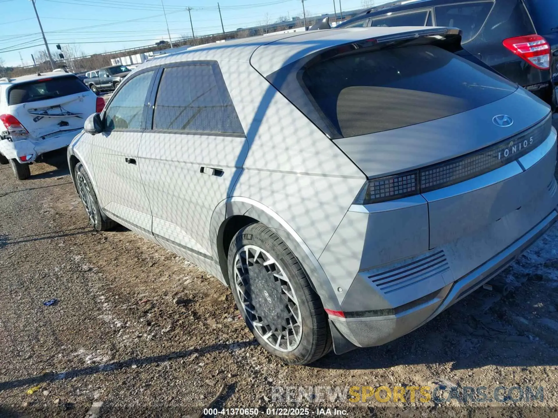 3 Photograph of a damaged car KM8KRDAF4PU228543 HYUNDAI IONIQ 5 2023