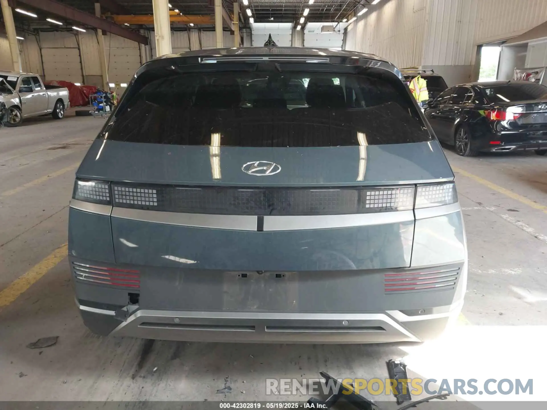17 Photograph of a damaged car KM8KM4DB7RU262342 HYUNDAI IONIQ 5 2024