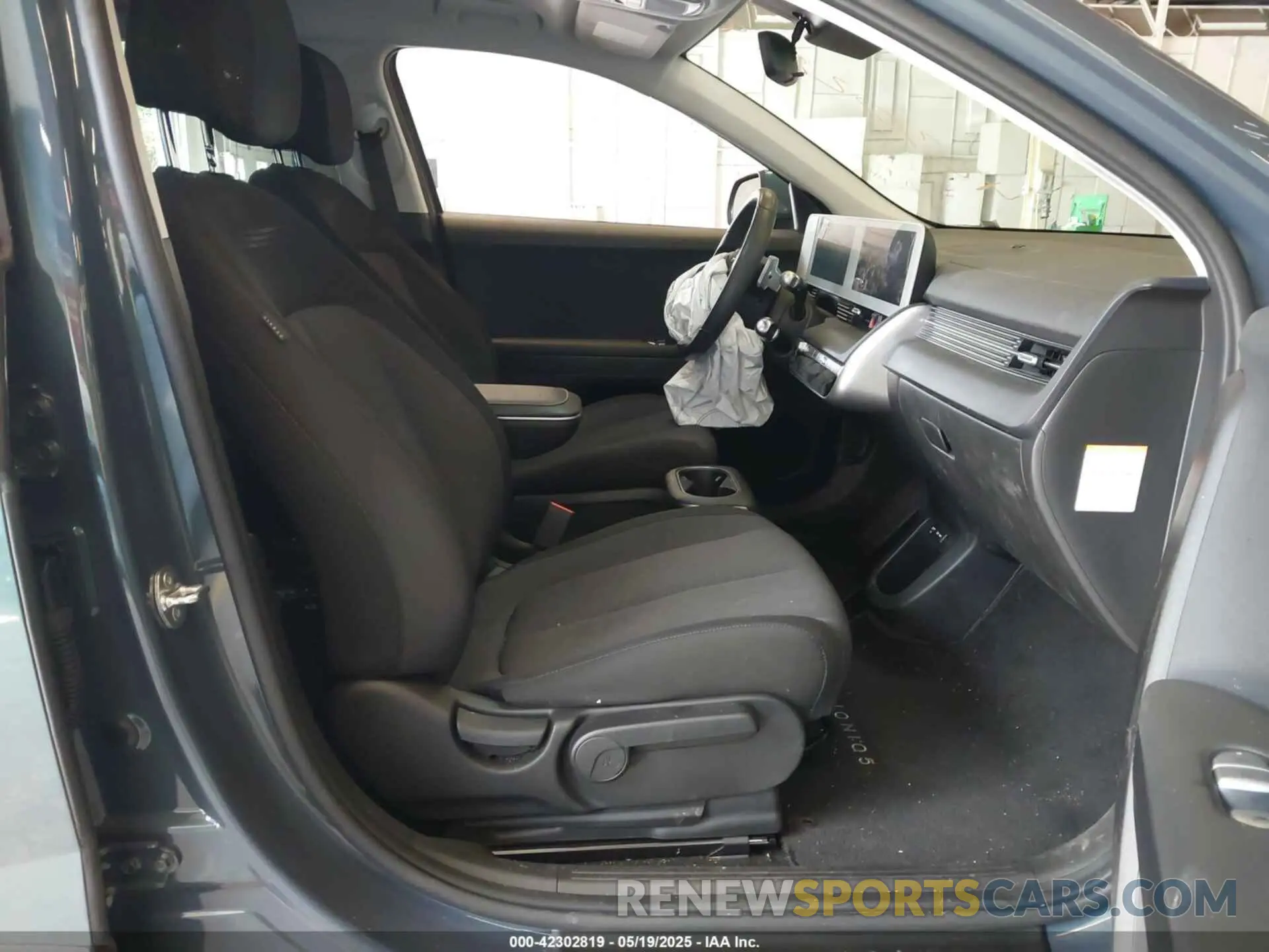 5 Photograph of a damaged car KM8KM4DB7RU262342 HYUNDAI IONIQ 5 2024
