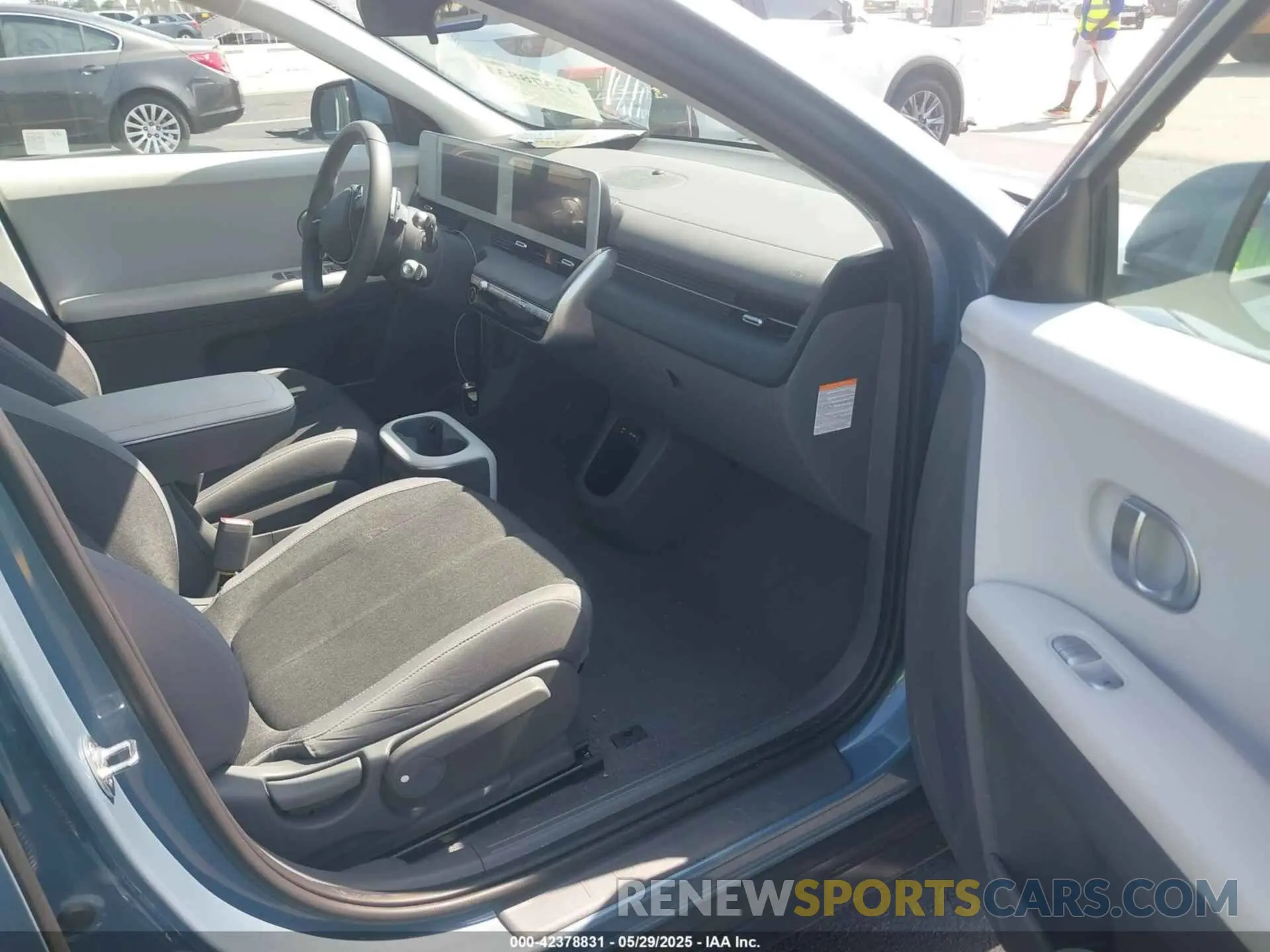 5 Photograph of a damaged car KM8KM4DE0RU330944 HYUNDAI IONIQ 5 2024