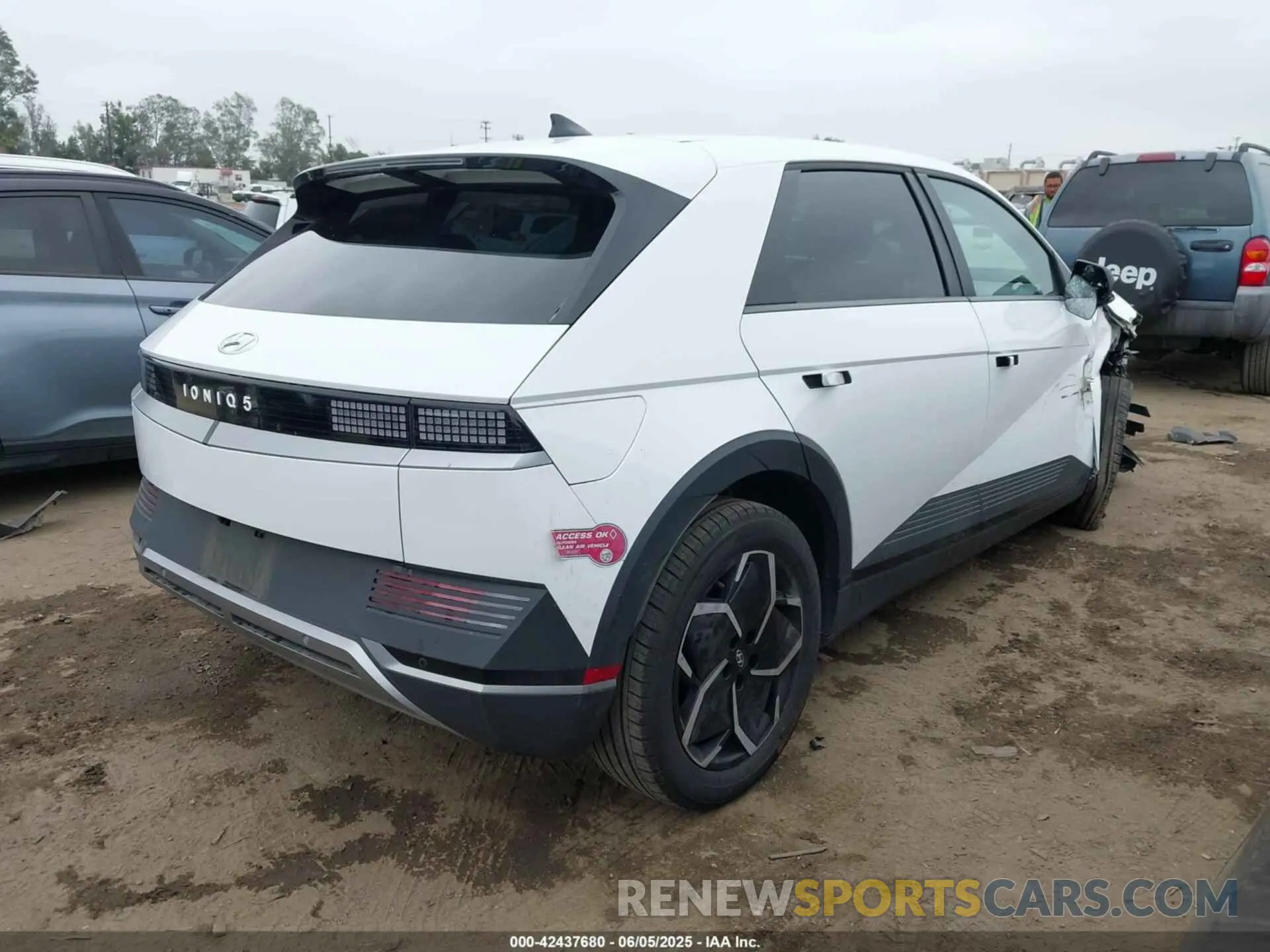 4 Photograph of a damaged car KM8KM4DE8RU276003 HYUNDAI IONIQ 5 2024