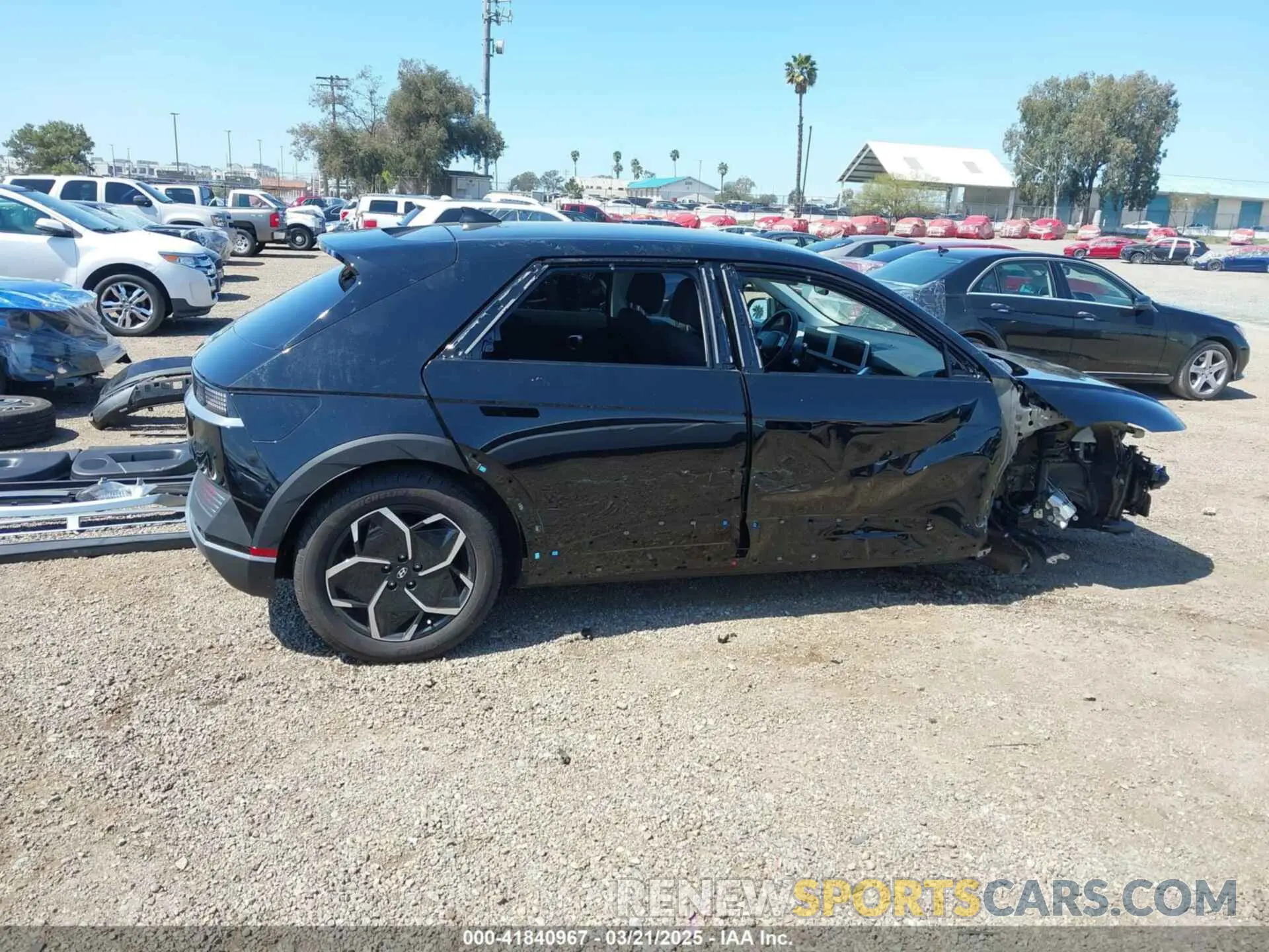 14 Photograph of a damaged car KM8KM4DE8RU292072 HYUNDAI IONIQ 5 2024