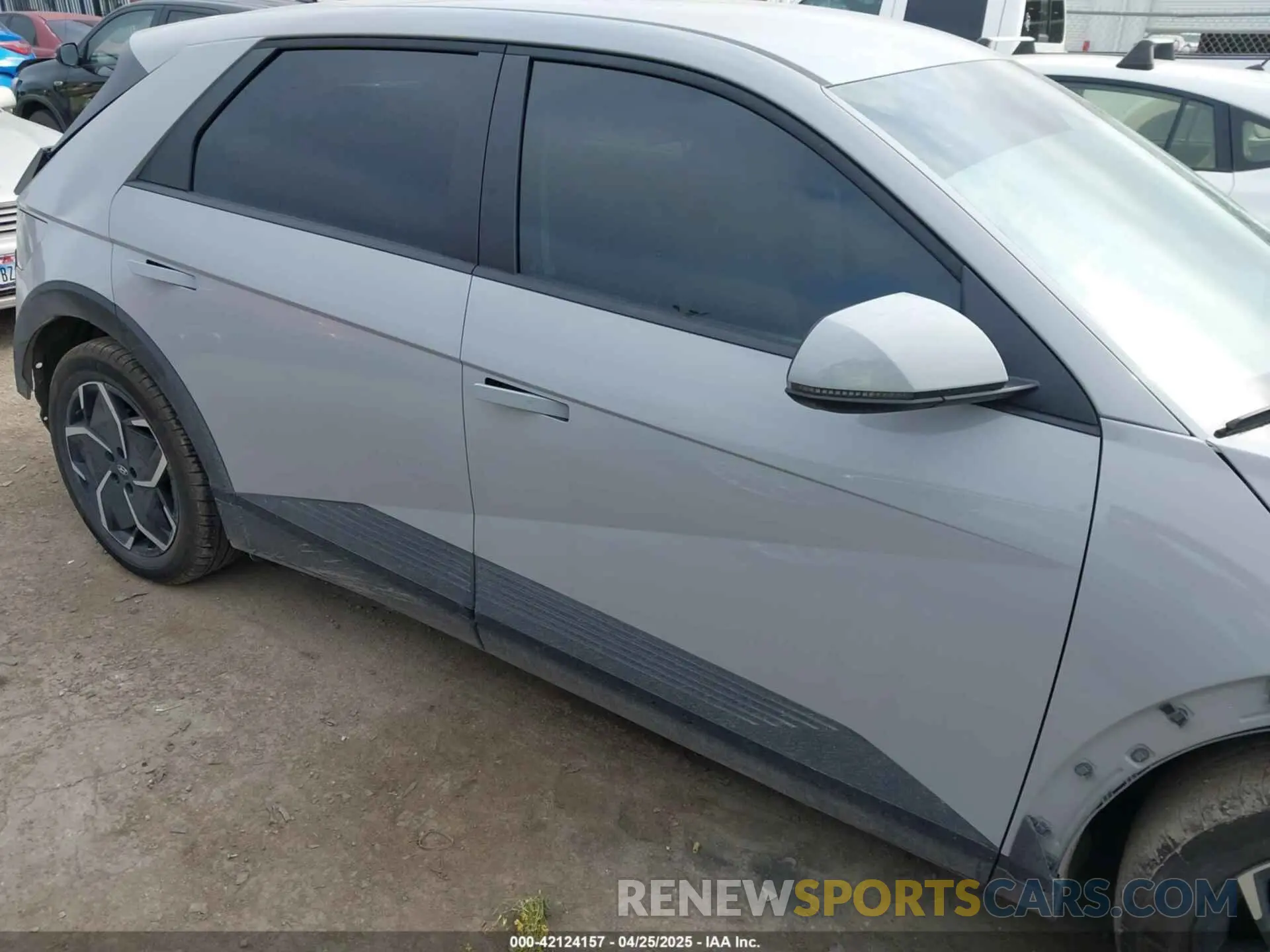 14 Photograph of a damaged car KM8KM4DE9RU302608 HYUNDAI IONIQ 5 2024