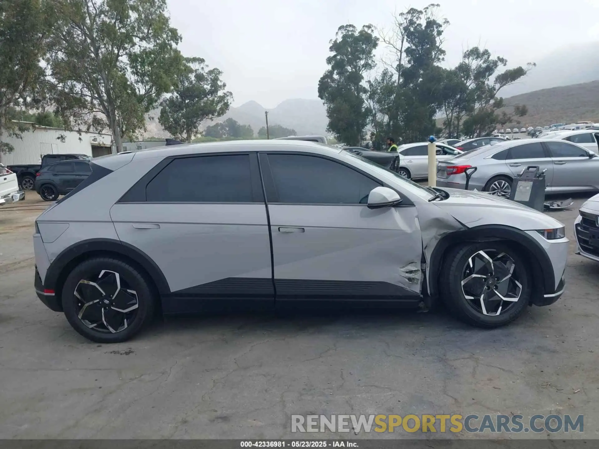 14 Photograph of a damaged car KM8KN4DEXRU251147 HYUNDAI IONIQ 5 2024