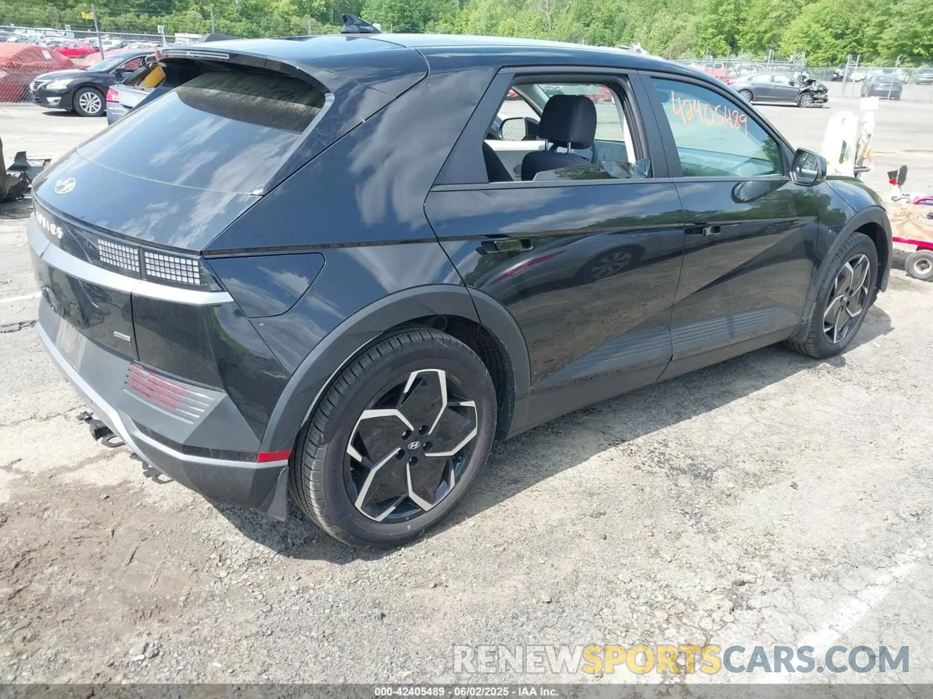 4 Photograph of a damaged car KM8KNDDF3RU258224 HYUNDAI IONIQ 5 2024