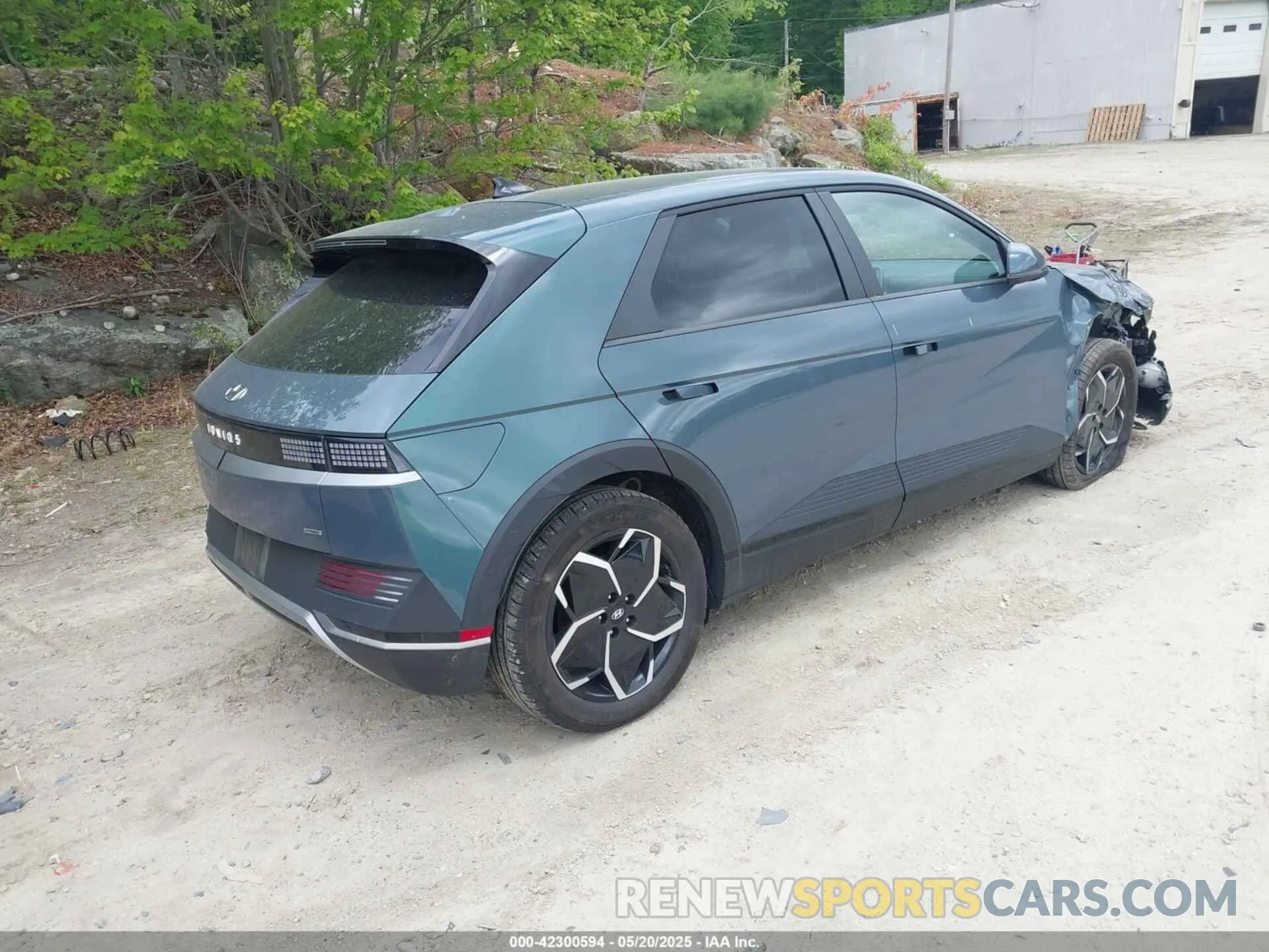 4 Photograph of a damaged car KM8KNDDF3RU286900 HYUNDAI IONIQ 5 2024