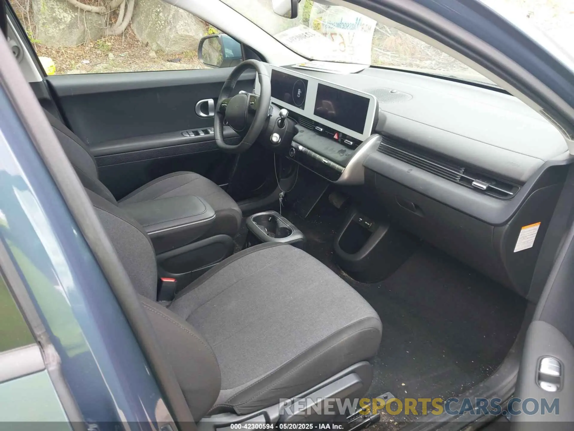 5 Photograph of a damaged car KM8KNDDF3RU286900 HYUNDAI IONIQ 5 2024