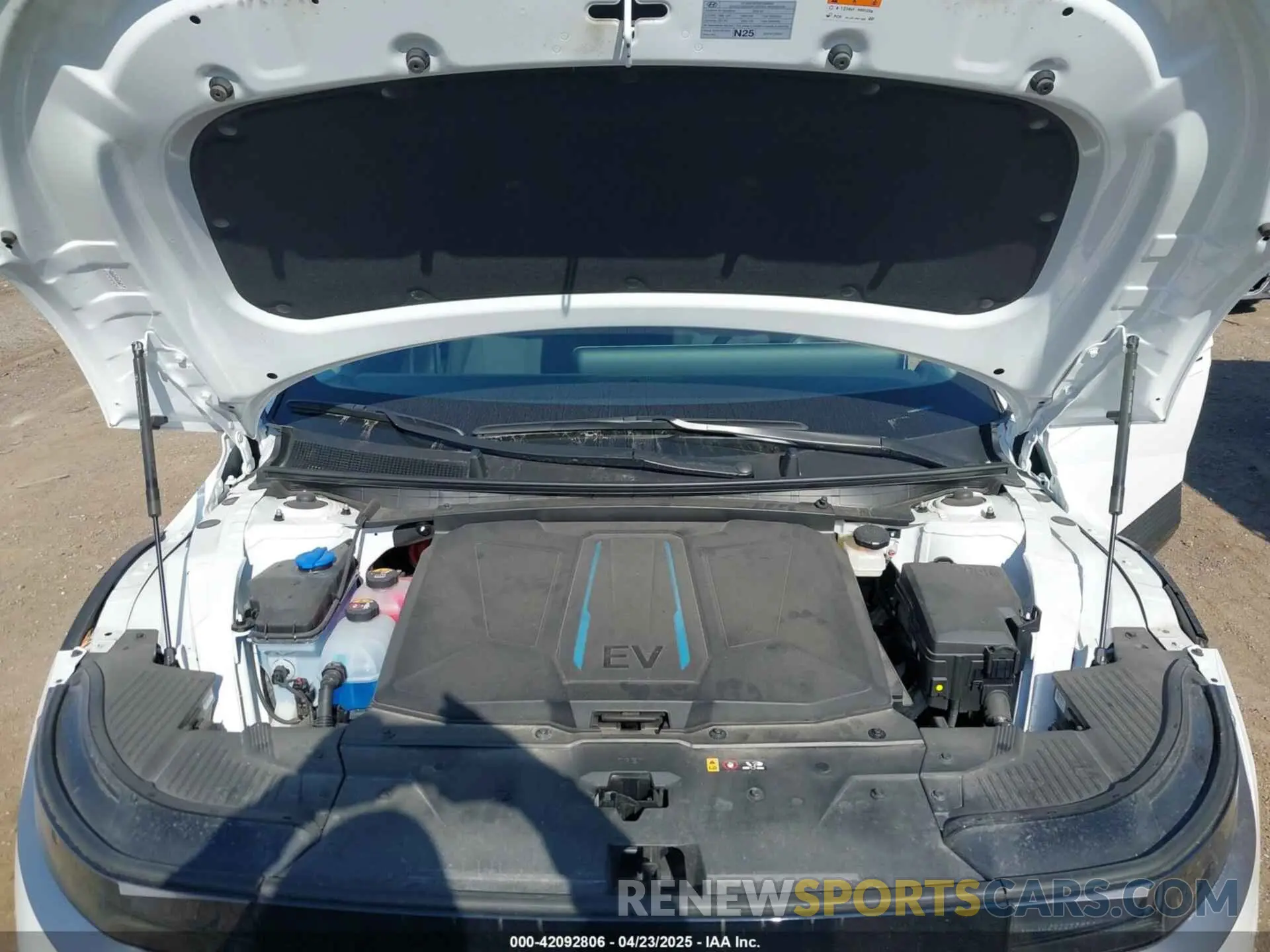 10 Photograph of a damaged car KM8KNDDF4RU248821 HYUNDAI IONIQ 5 2024