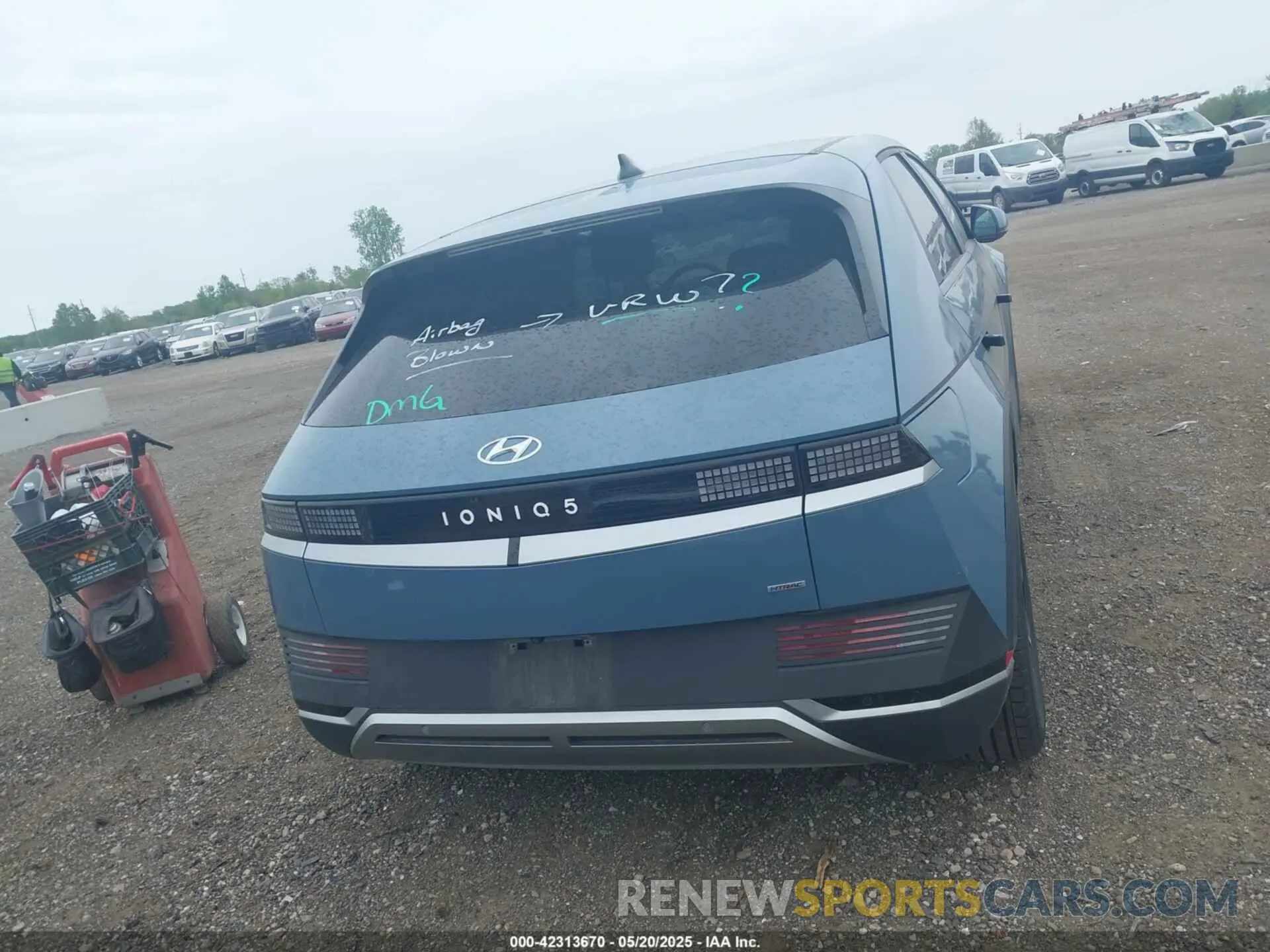 16 Photograph of a damaged car KM8KNDDF6RU233091 HYUNDAI IONIQ 5 2024