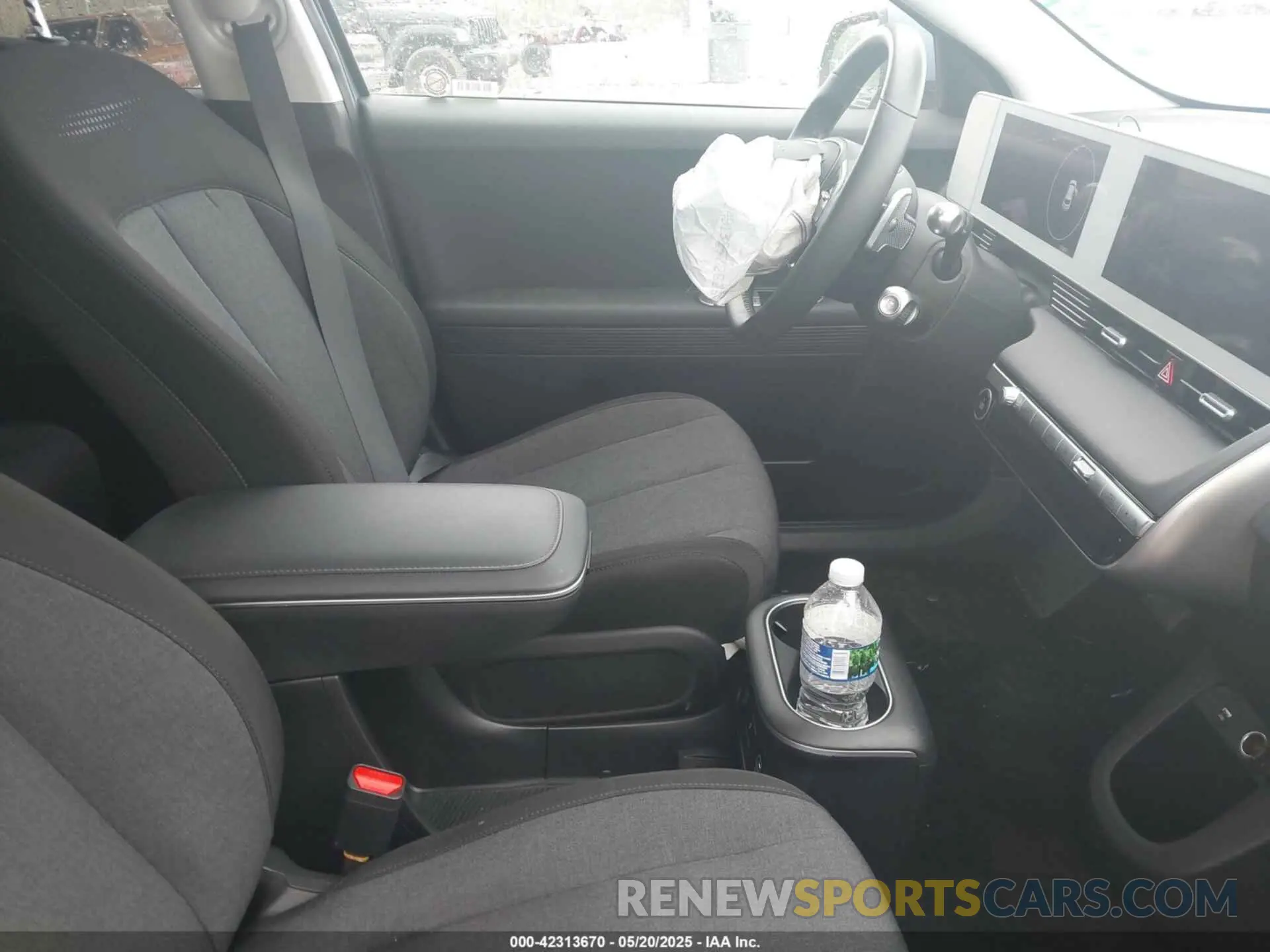 5 Photograph of a damaged car KM8KNDDF6RU233091 HYUNDAI IONIQ 5 2024