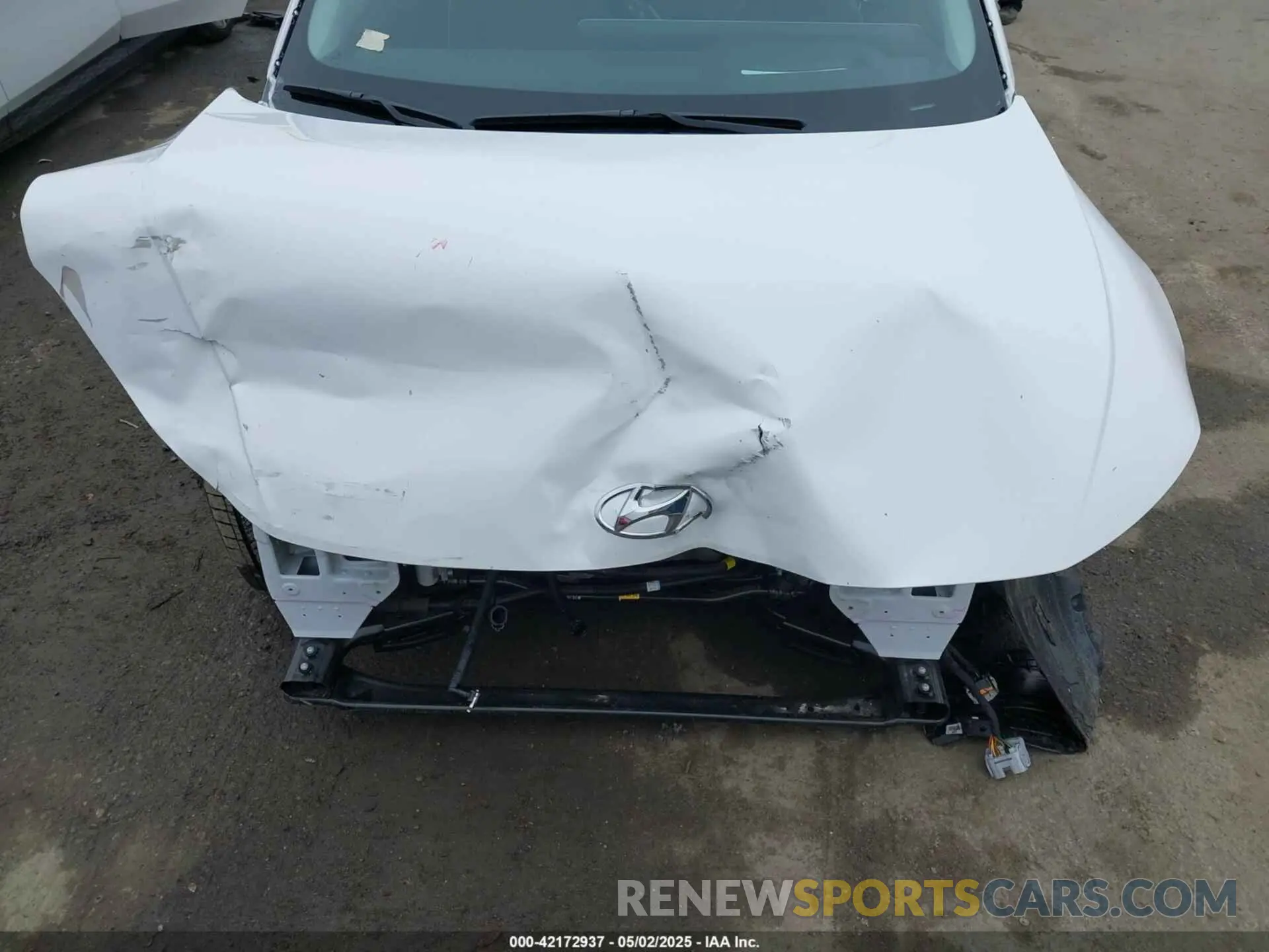20 Photograph of a damaged car KM8KR4DE8RU341059 HYUNDAI IONIQ 5 2024