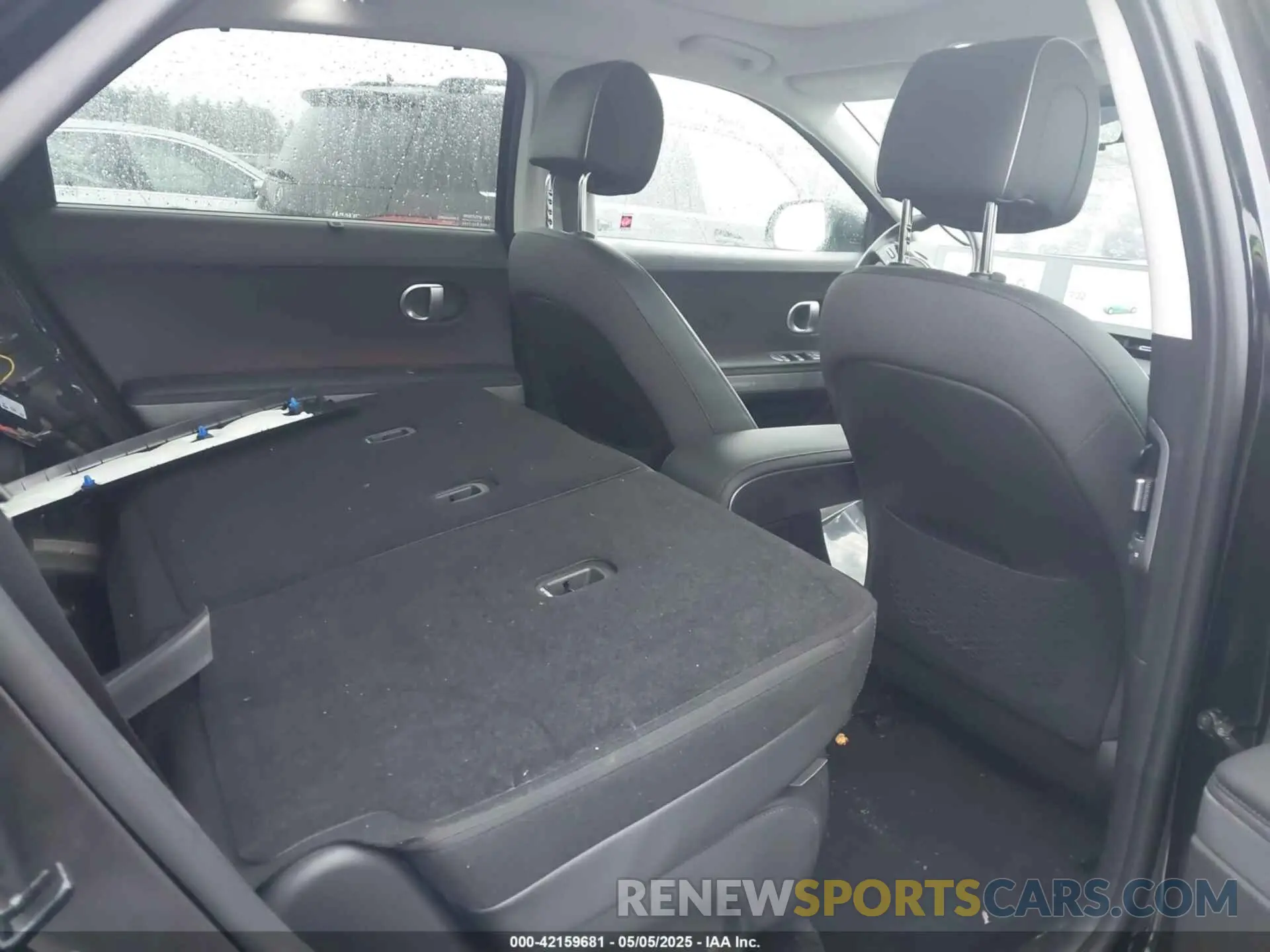 8 Photograph of a damaged car KM8KRDDF1RU242074 HYUNDAI IONIQ 5 2024