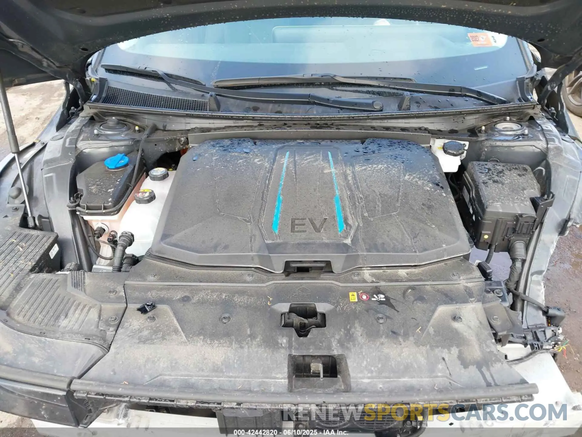 10 Photograph of a damaged car KM8KRDDF6RU236240 HYUNDAI IONIQ 5 2024
