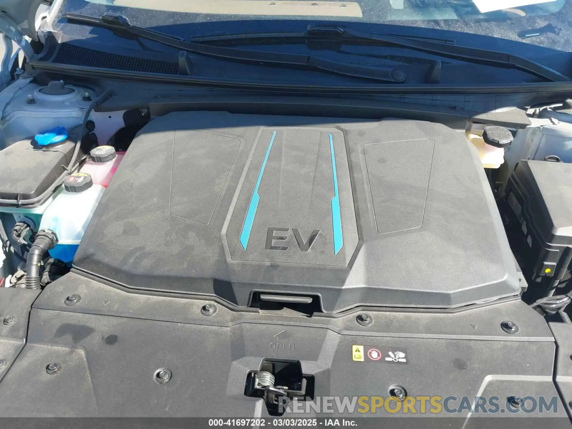 10 Photograph of a damaged car KM8KRDDF8RU264587 HYUNDAI IONIQ 5 2024