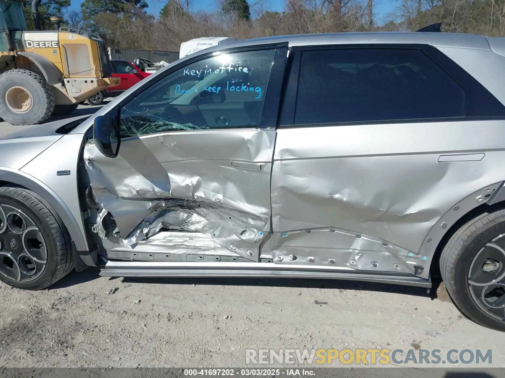 6 Photograph of a damaged car KM8KRDDF8RU264587 HYUNDAI IONIQ 5 2024