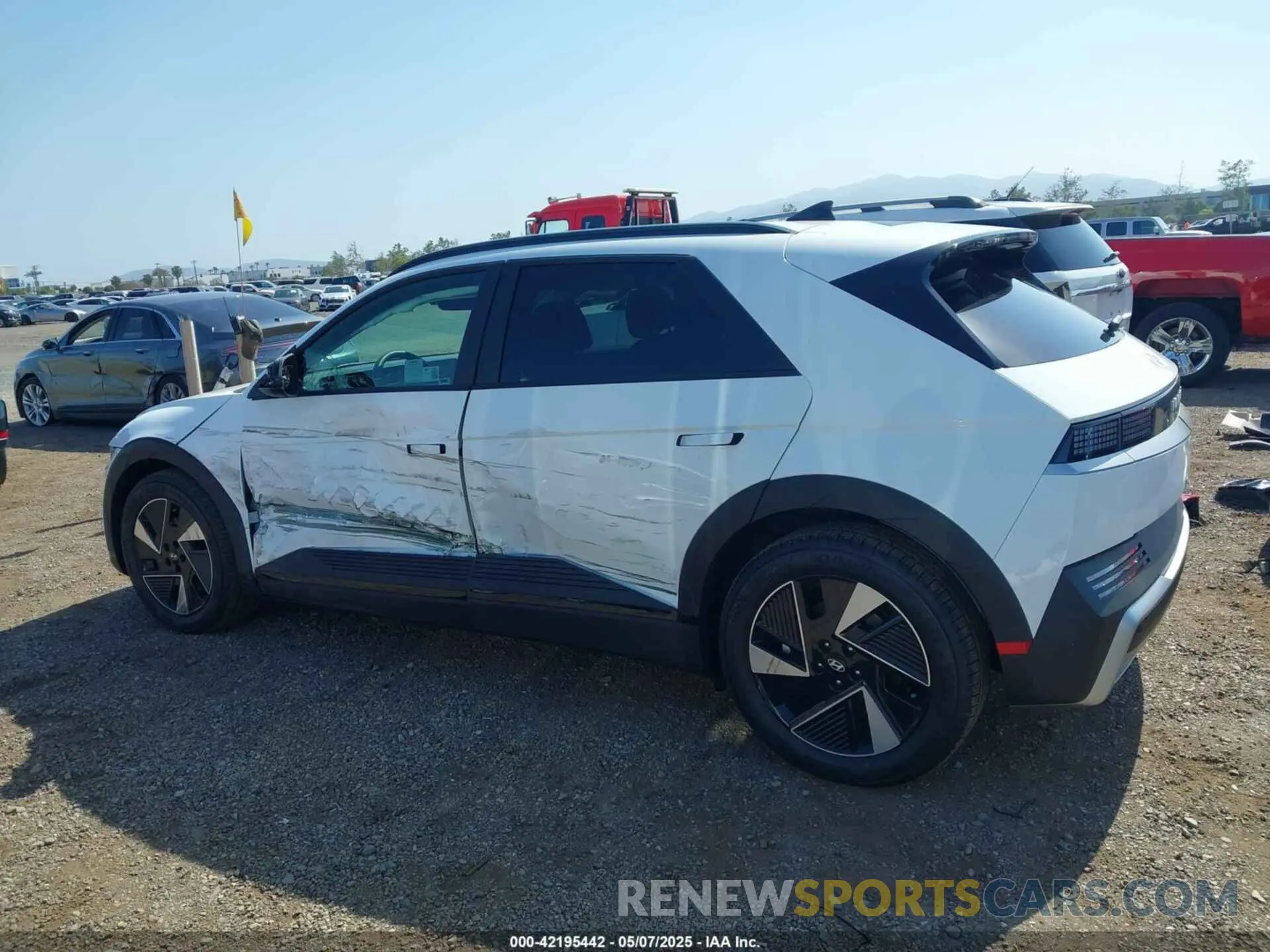 14 Photograph of a damaged car 7YAKN4DA4SY008488 HYUNDAI IONIQ 5 2025