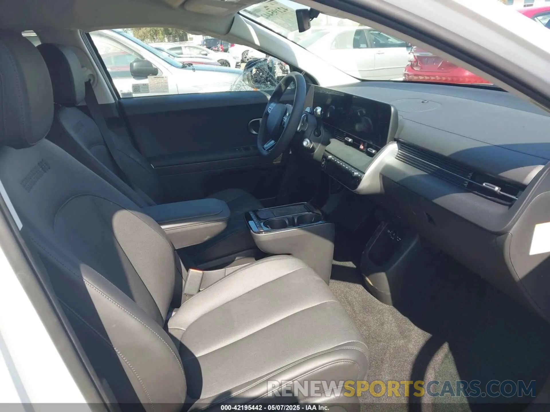 5 Photograph of a damaged car 7YAKN4DA4SY008488 HYUNDAI IONIQ 5 2025
