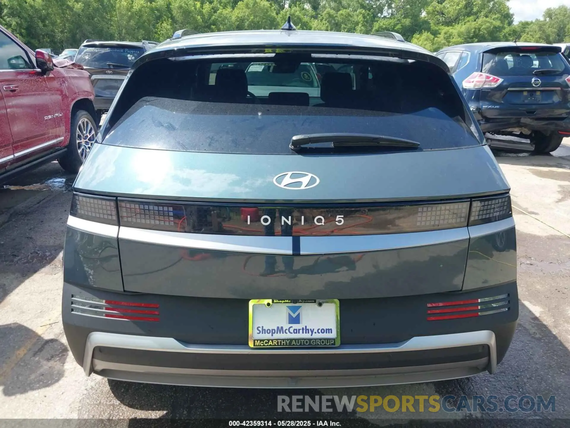 16 Photograph of a damaged car 7YAKN4DA8SY009921 HYUNDAI IONIQ 5 2025