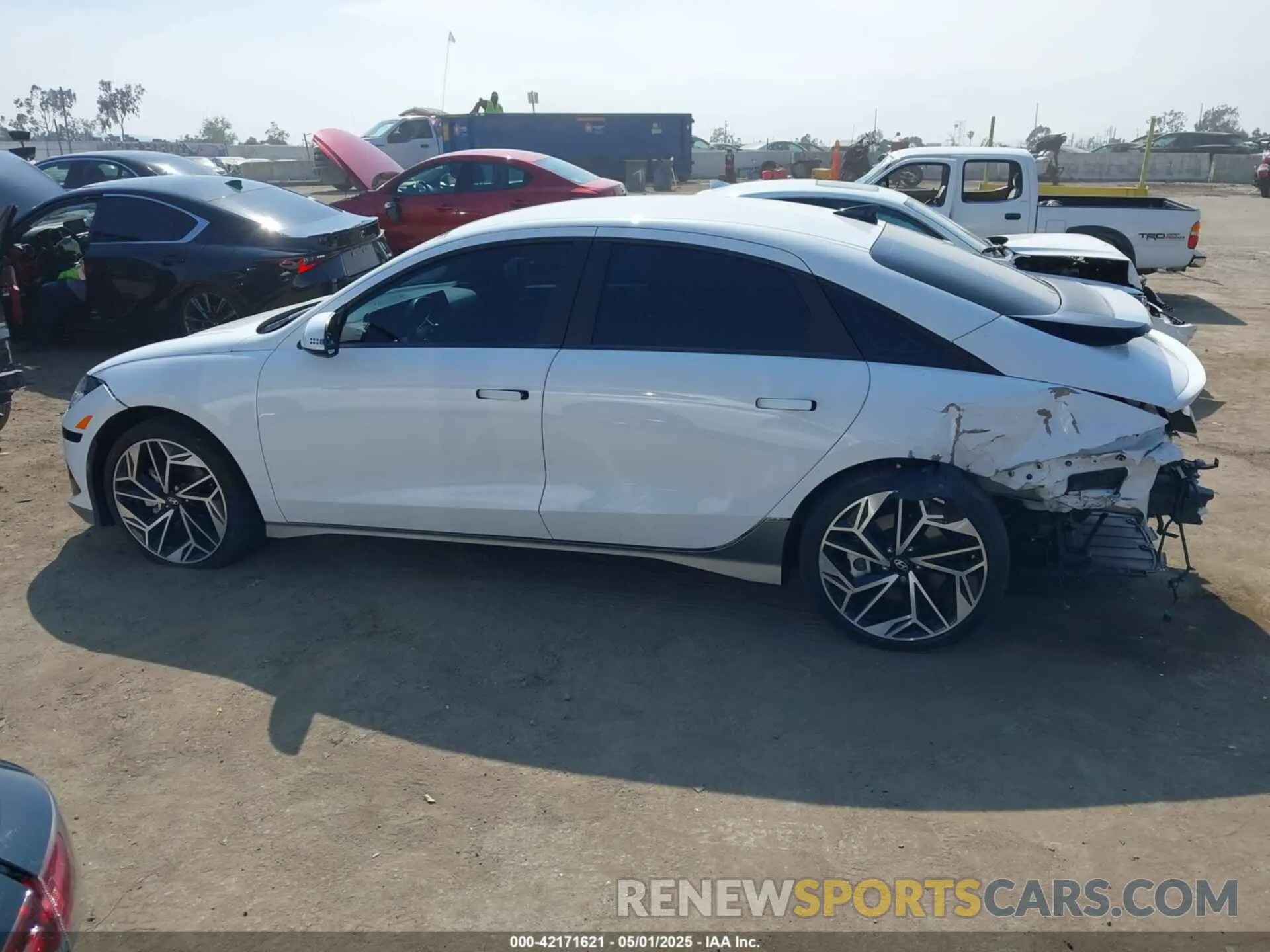 15 Photograph of a damaged car KMHM34AA0PA028579 HYUNDAI IONIQ 6 2023