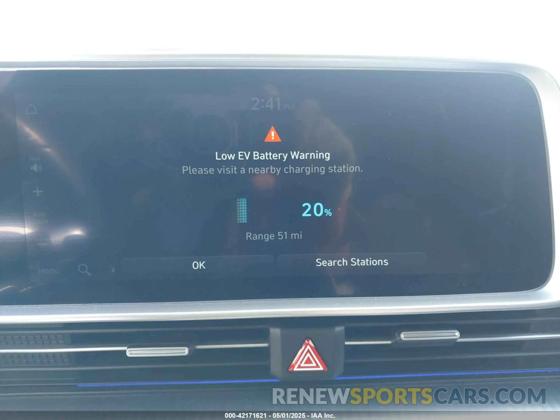 19 Photograph of a damaged car KMHM34AA0PA028579 HYUNDAI IONIQ 6 2023