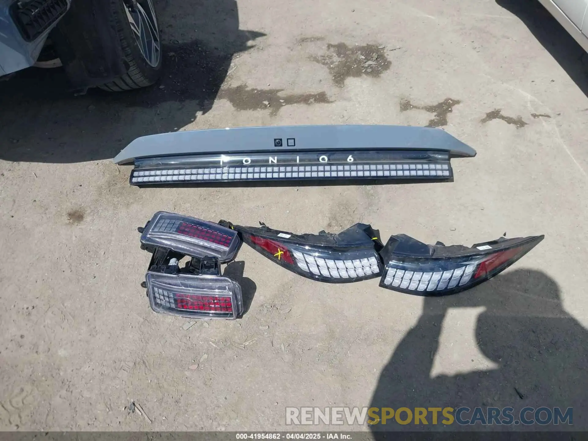 12 Photograph of a damaged car KMHM34AA5PA033700 HYUNDAI IONIQ 6 2023