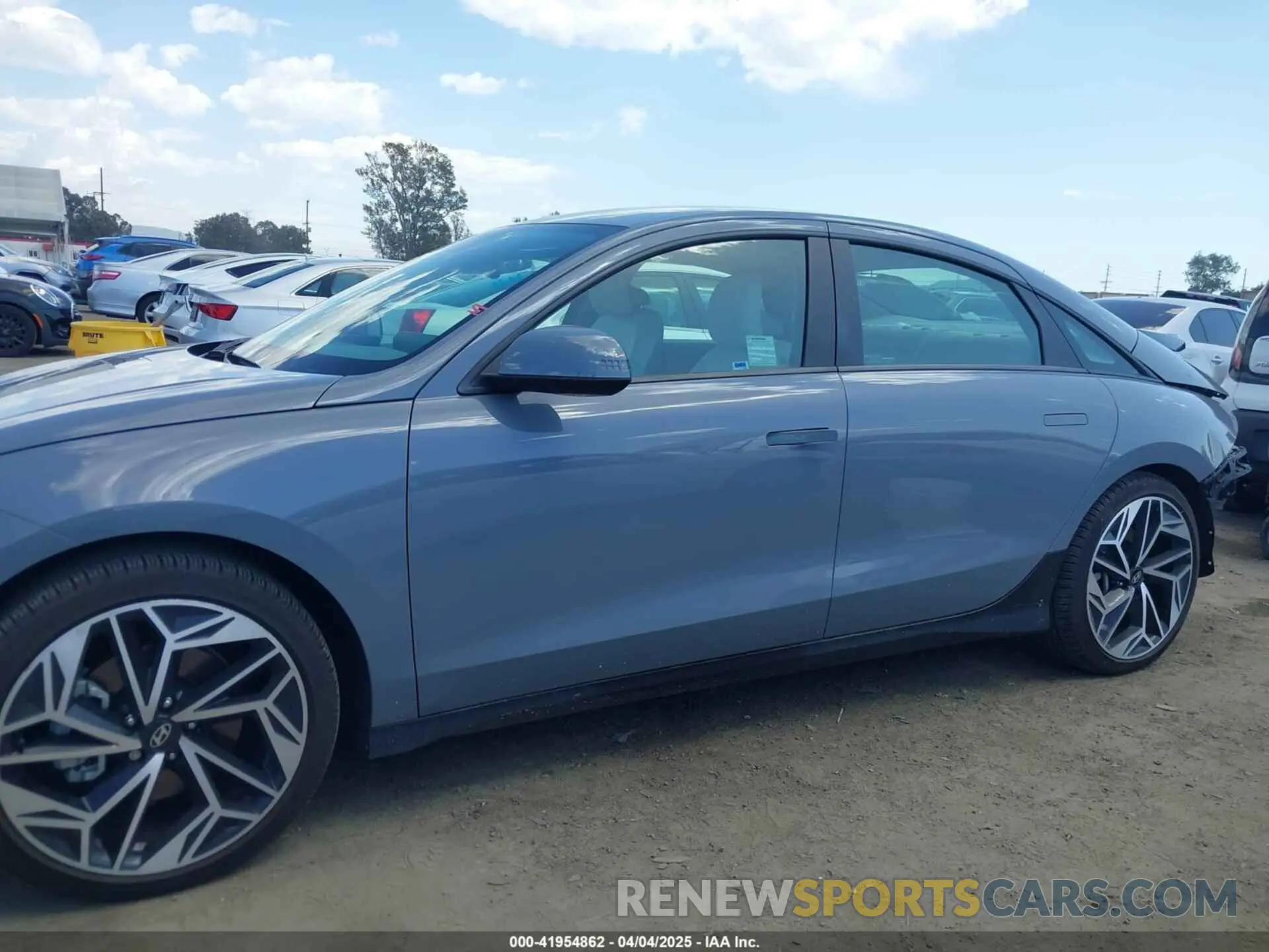 15 Photograph of a damaged car KMHM34AA5PA033700 HYUNDAI IONIQ 6 2023