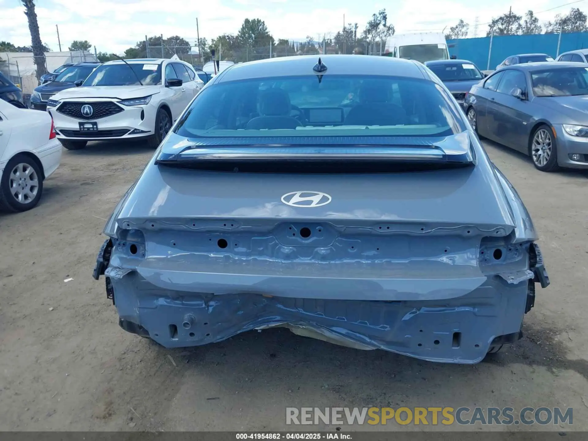 17 Photograph of a damaged car KMHM34AA5PA033700 HYUNDAI IONIQ 6 2023