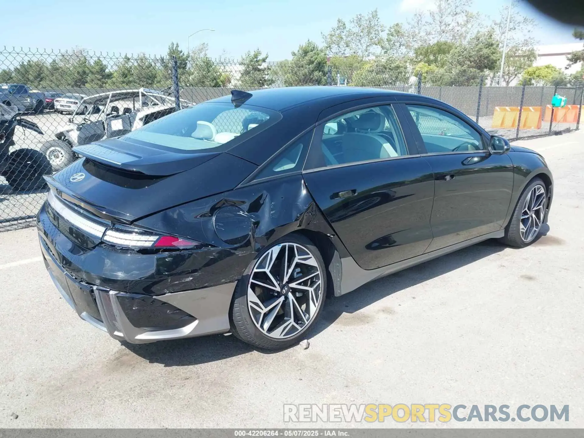 4 Photograph of a damaged car KMHM34AA7PA033293 HYUNDAI IONIQ 6 2023